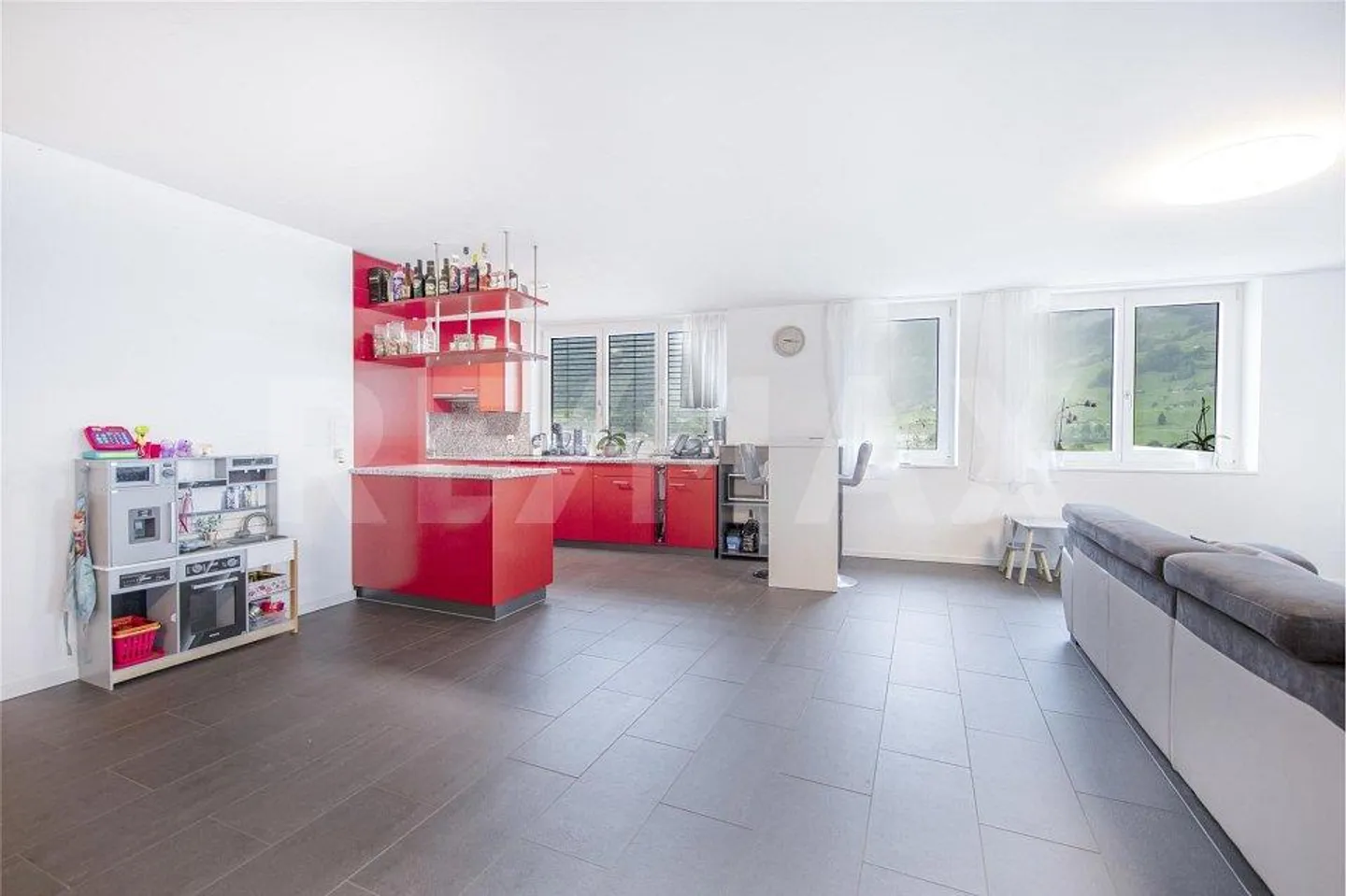 Attraktives Anlagepaket: Vier moderne 4.5-Zimmer-Wohnungen an zentr... - Photo 8 sur 13