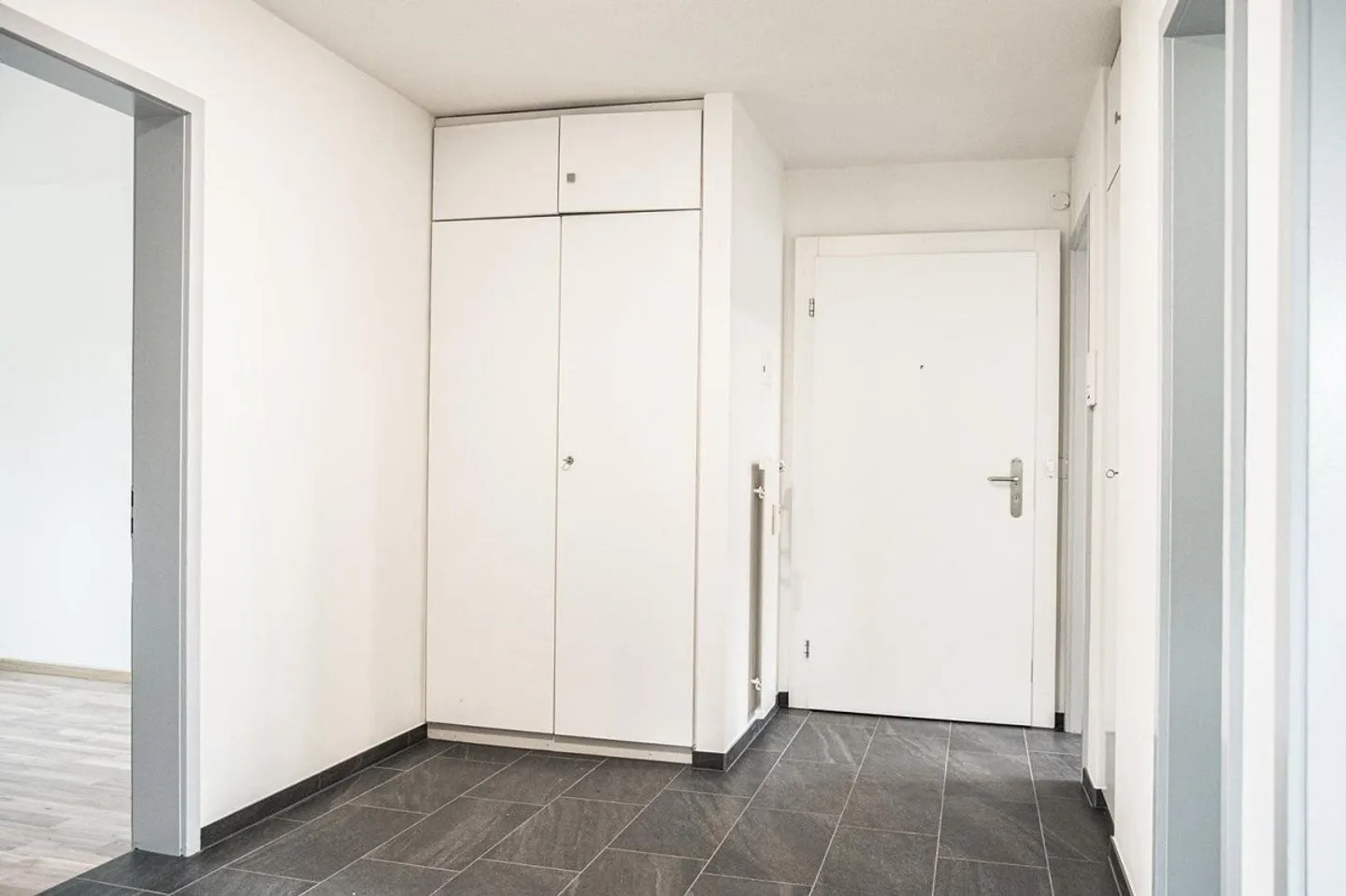 Nature-friendly and bright 4-room apartment in Melchnau - Photo 11 of 11