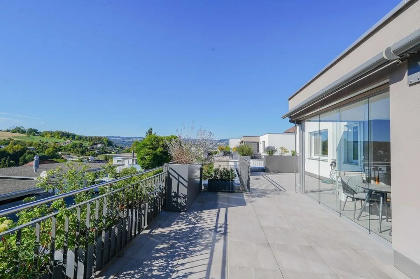 Luxuriöse Terrassenwohnung in Kaisten - Foto 7 von 13