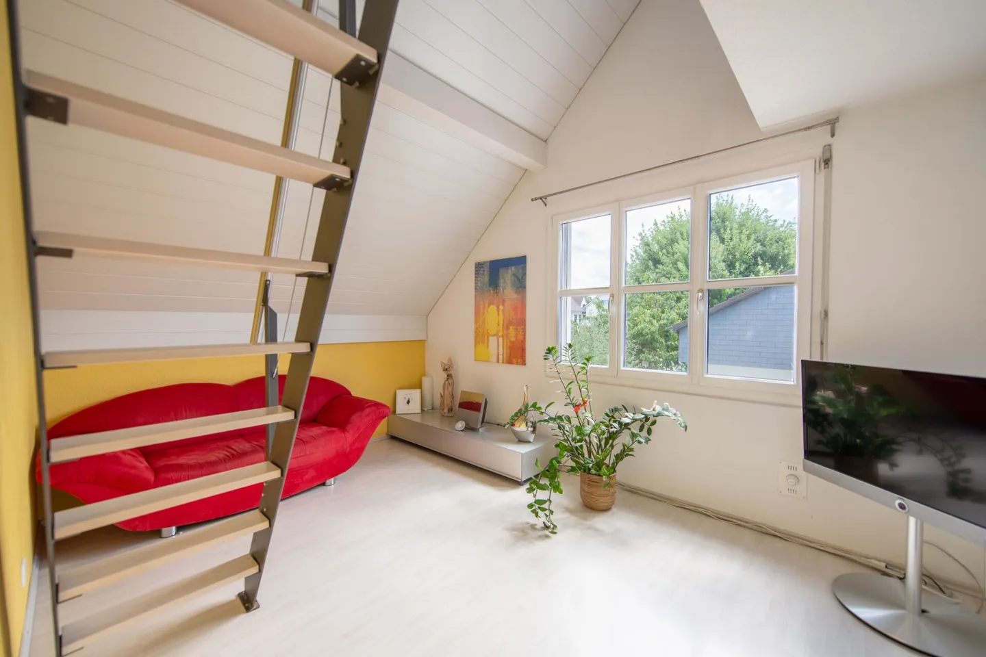 Vivere esclusivo nel verde - idealmente collegato all'A1 - Foto 13 di 26