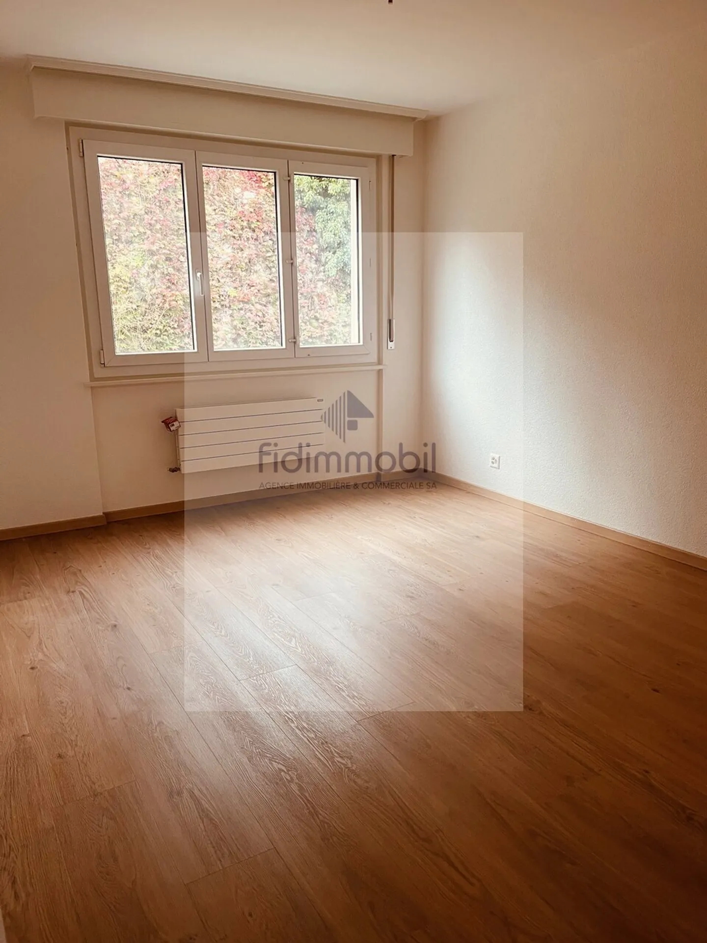 Sublime 3 Zimmer komplett renoviert - Foto 5 von 6