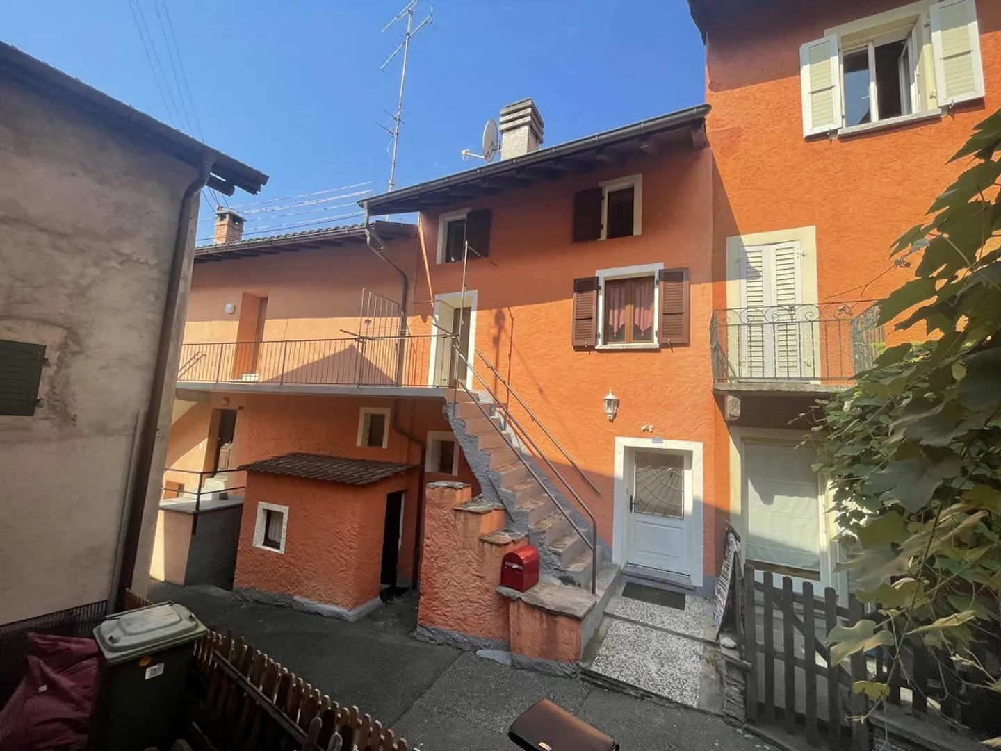 Charmante maison de style tessinois - Photo 11 sur 28