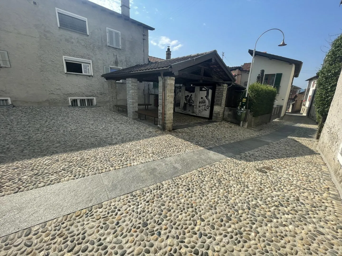 Charmante maison de style tessinois - Photo 15 sur 28