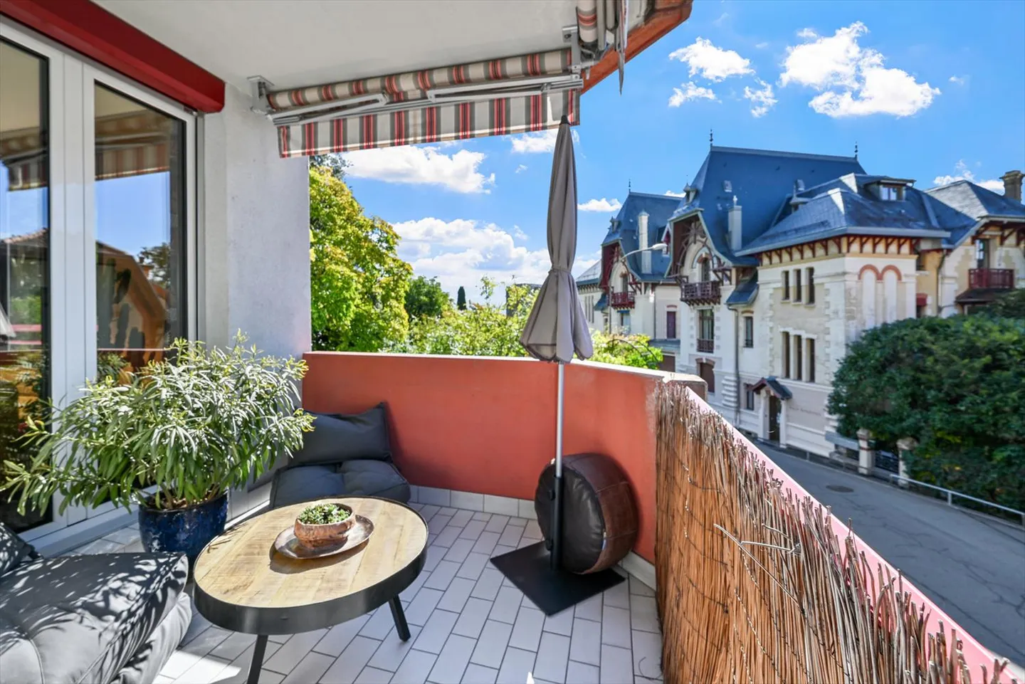 GERÄUMIGES 2.5 ZIMMER WOHNUNG RENOVIERUNG - Foto 7 von 8