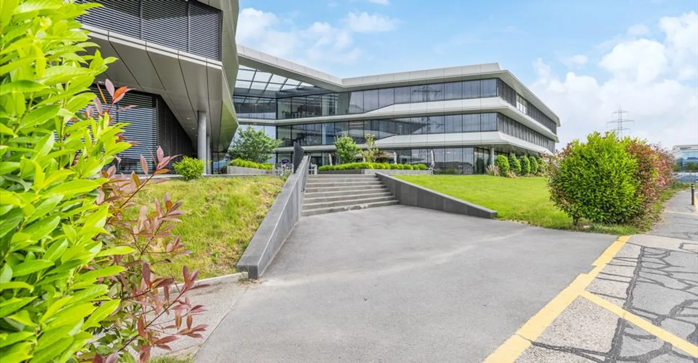 Spazio ufficio in affitto - Foto 10 di 13