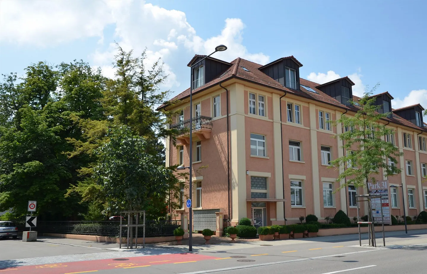 Bellissimo ufficio, sala mostra o sala di formazione - Foto 6 di 8