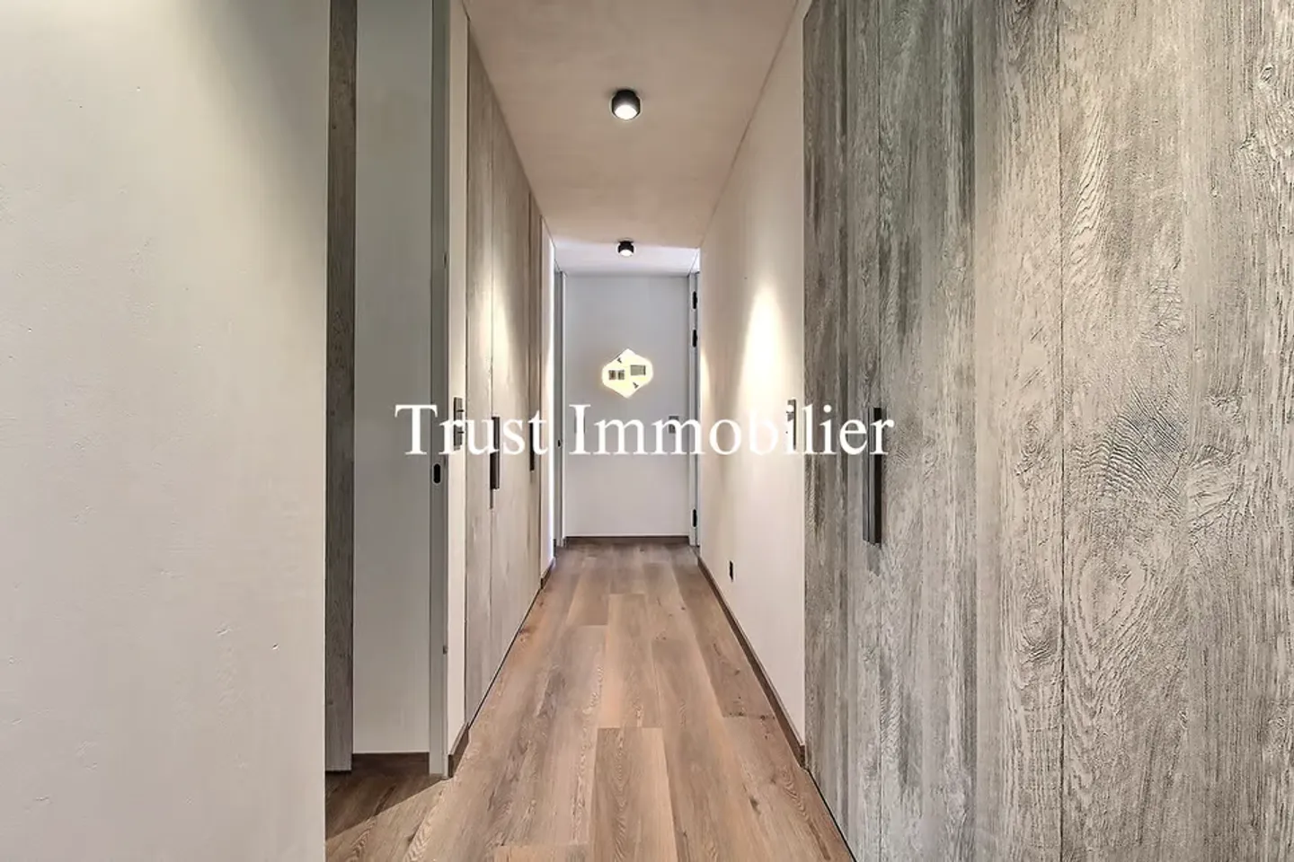 5000. Luxurious 270 m2 apartment in the center of Crans - Photo 9 of 13