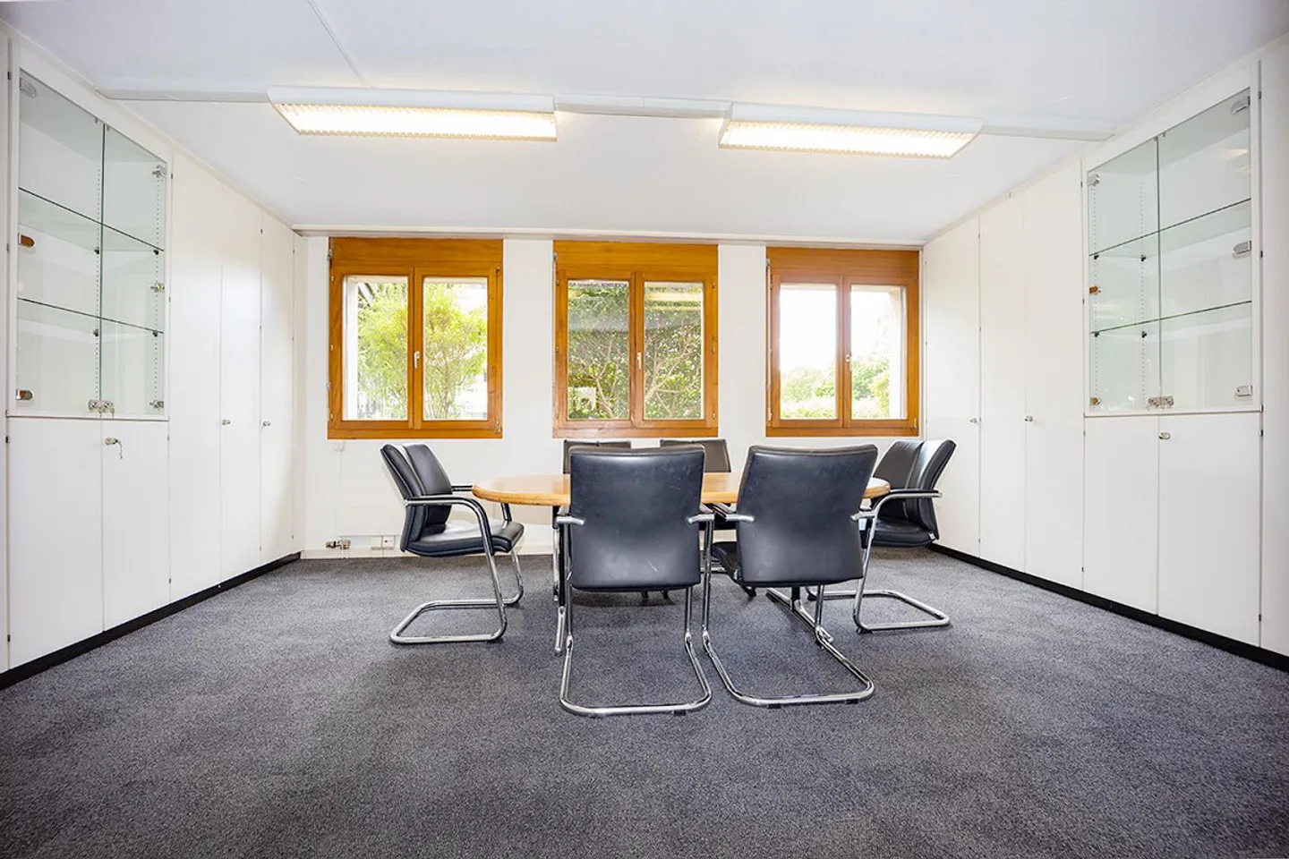 Attractive multifunctional commercial and office spaces in Mellingen - Photo 11 of 15