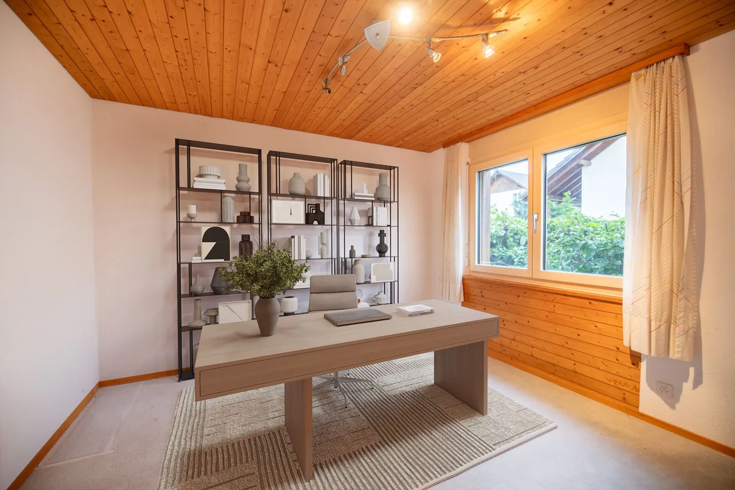 Oasis of Calm with Large Garden - 6.5-Room Single-Family House - Photo 9 of 25