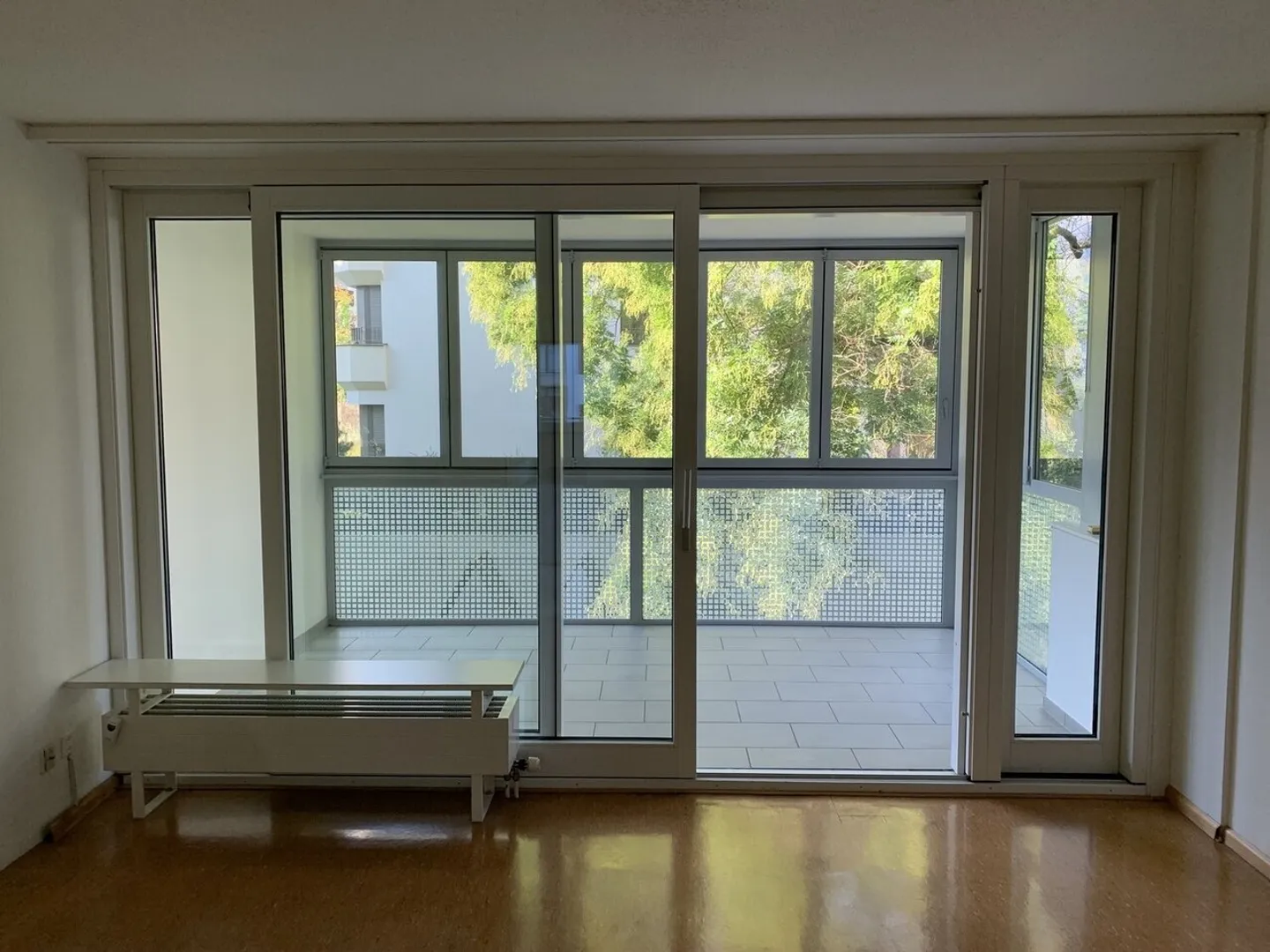 Spazio per uffici/pratiche con opzioni di design flessibili a Gundeli - Foto 9 di 13