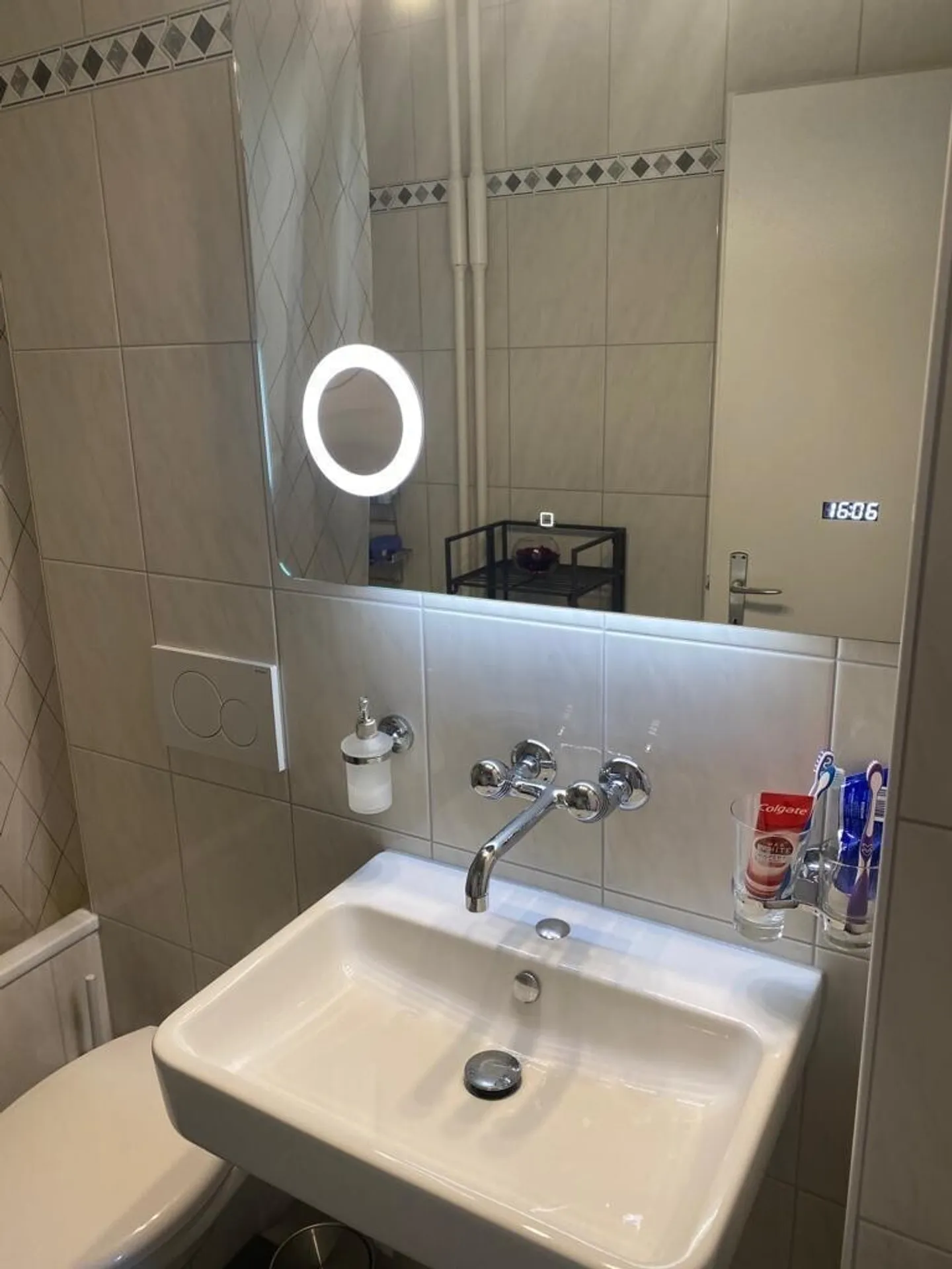 Splendido appartamento ristrutturato nel centro di Malley - Foto 6 di 8