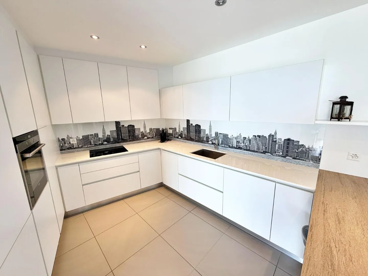 Appartamento di lusso con vista lago - Foto 4 di 13