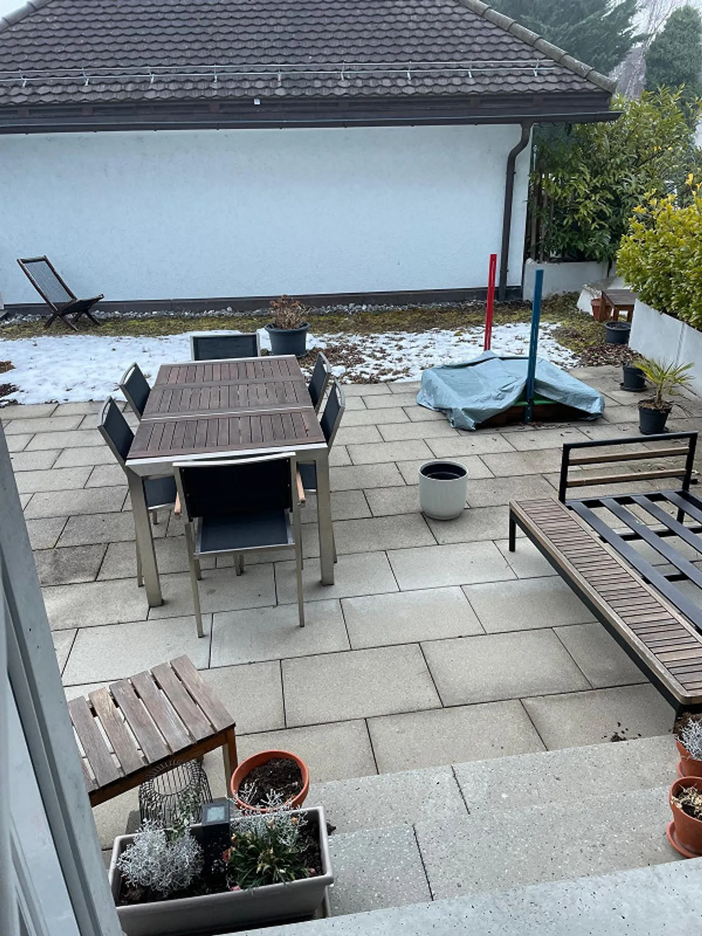 Appartamento 3.5 locali con terrazza sul tetto nel centro del villaggio - Foto 4 di 9