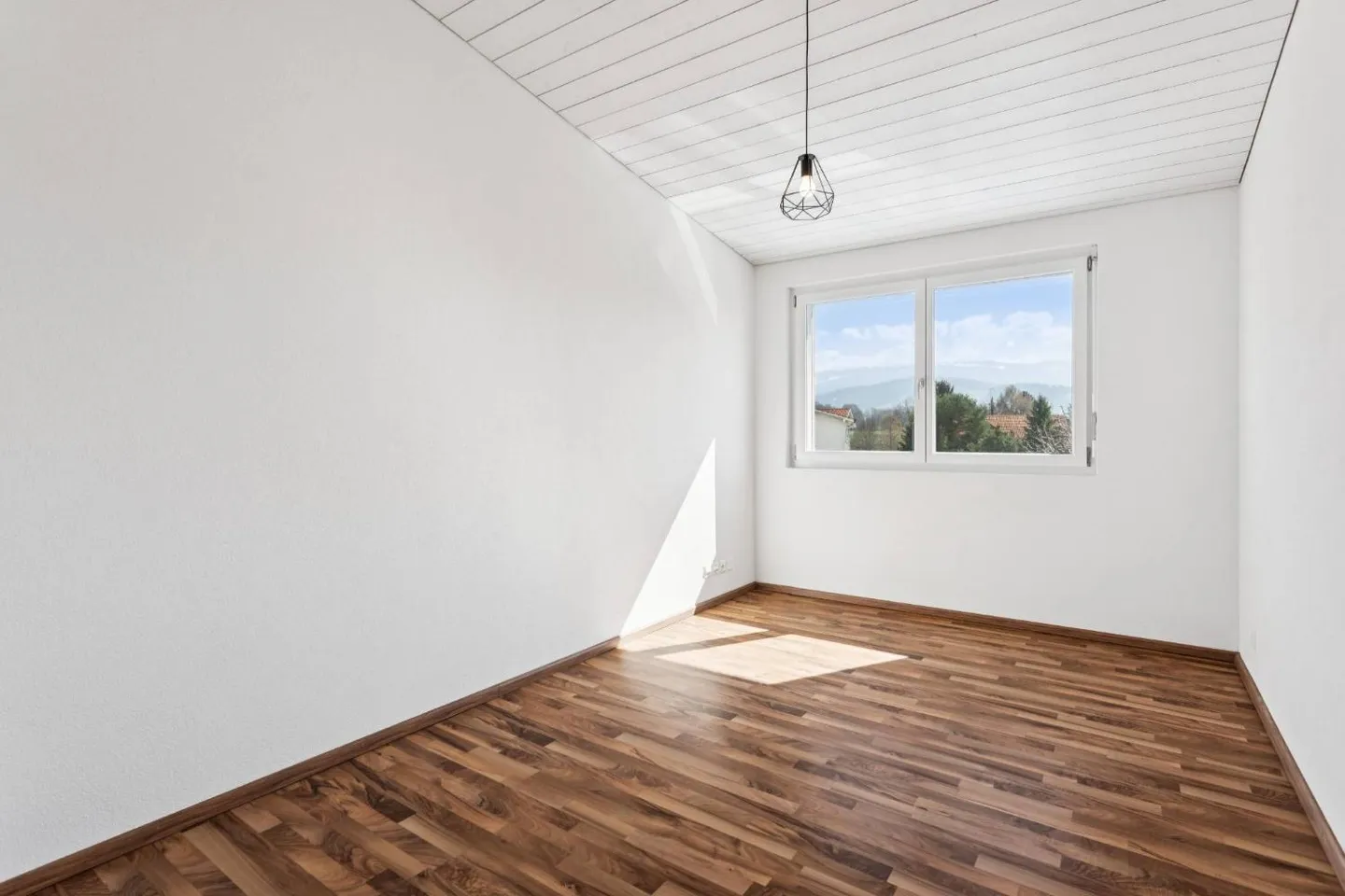 Charmante maison familiale avec piscine - Photo 8 sur 13