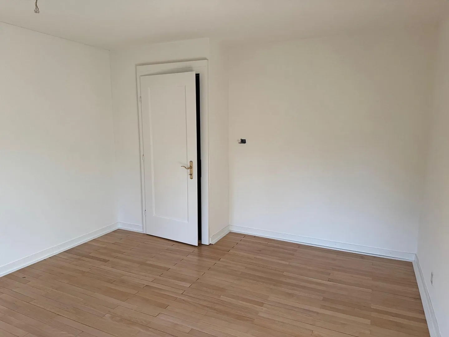 Charming 3-room apartment with two balconies in the Maihof district - Photo 11 of 20