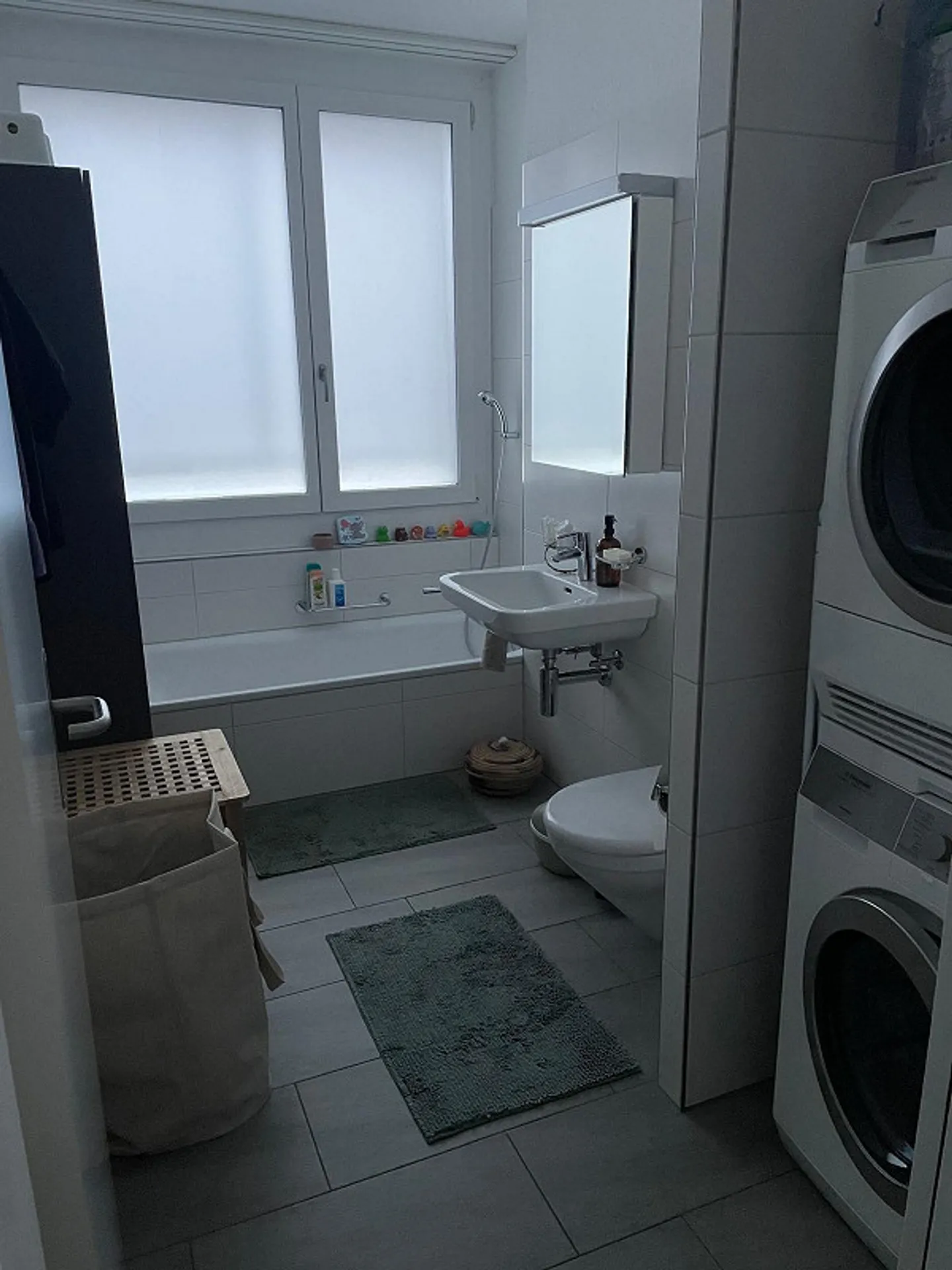 Appartamento 3.5 locali con terrazza sul tetto nel centro del villaggio - Foto 7 di 9