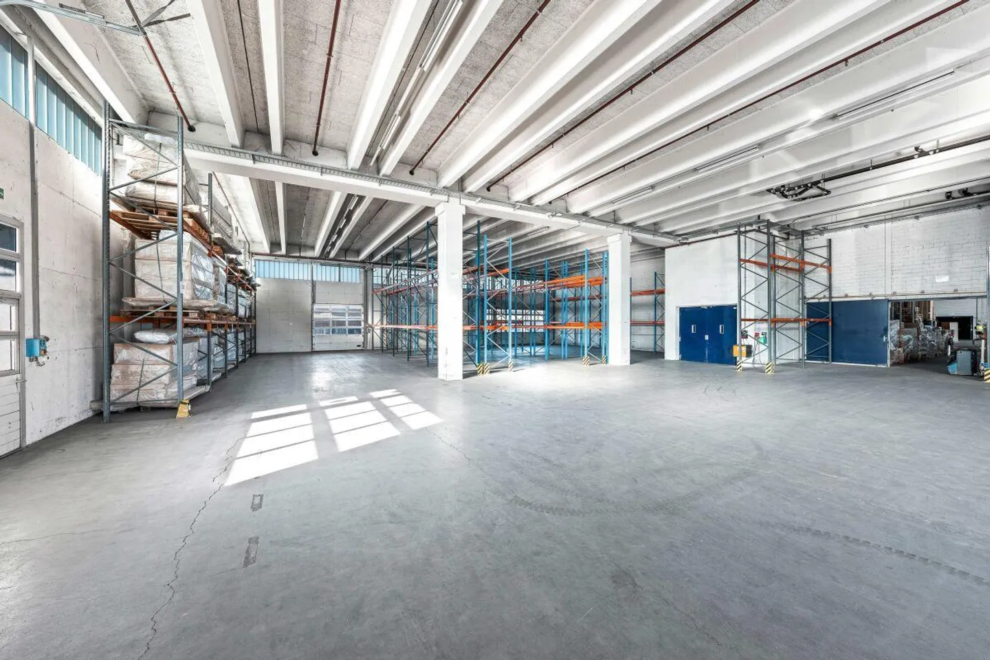 Spazio di stoccaggio - Foto 4 di 9