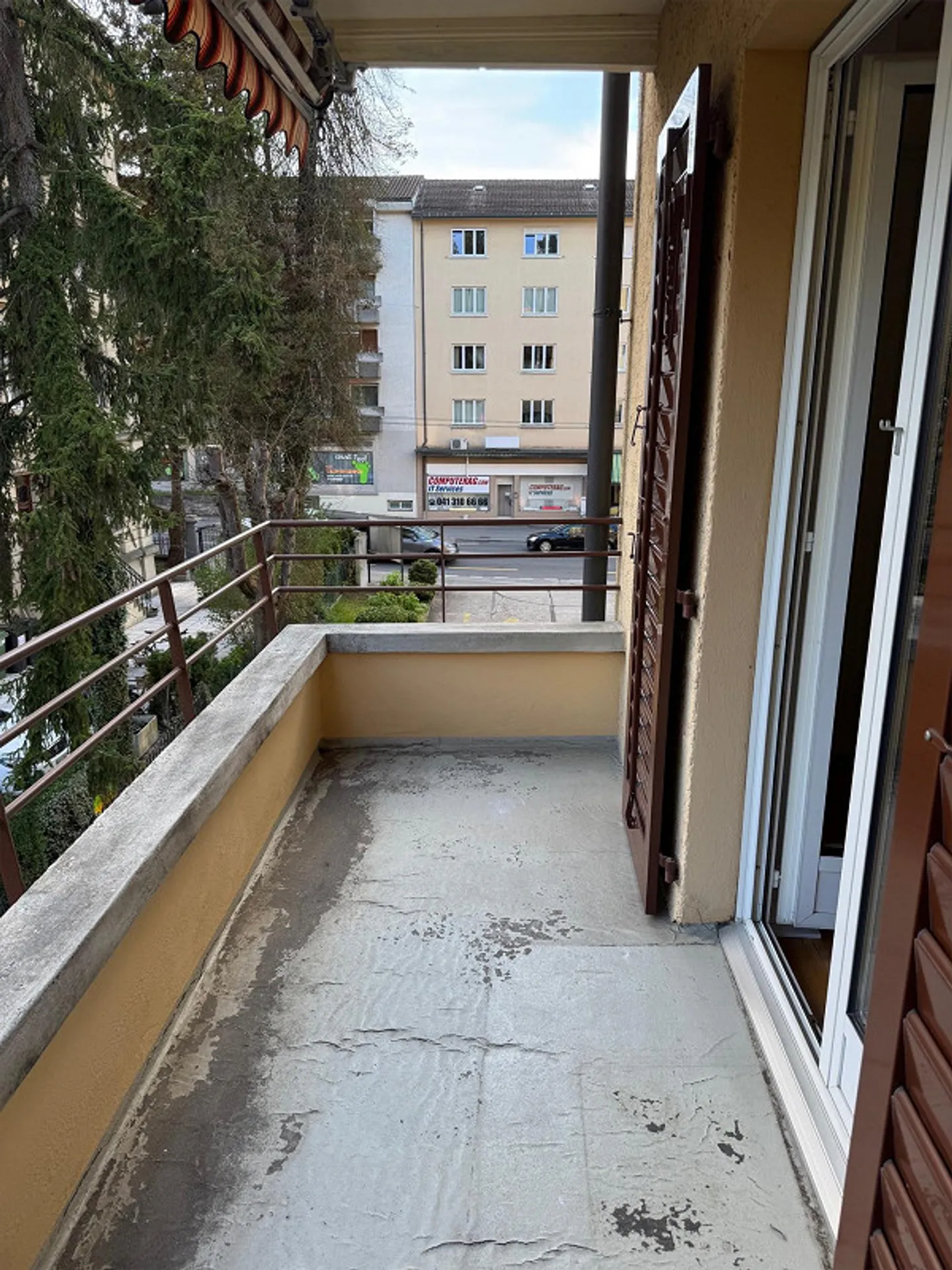 Charming 3-room apartment with two balconies in the Maihof district - Photo 19 of 20