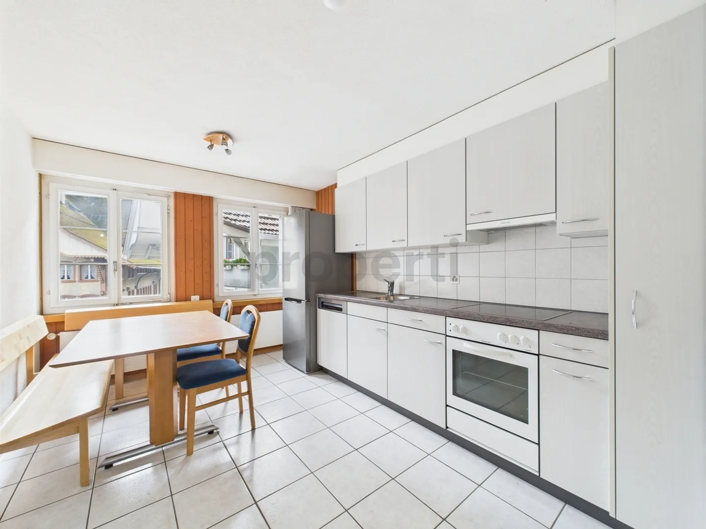 Spacieux appartement de 6.5 piÃ¨ces avec terrasse Ã  Escholzmatt Marbach - Photo 2 sur 8