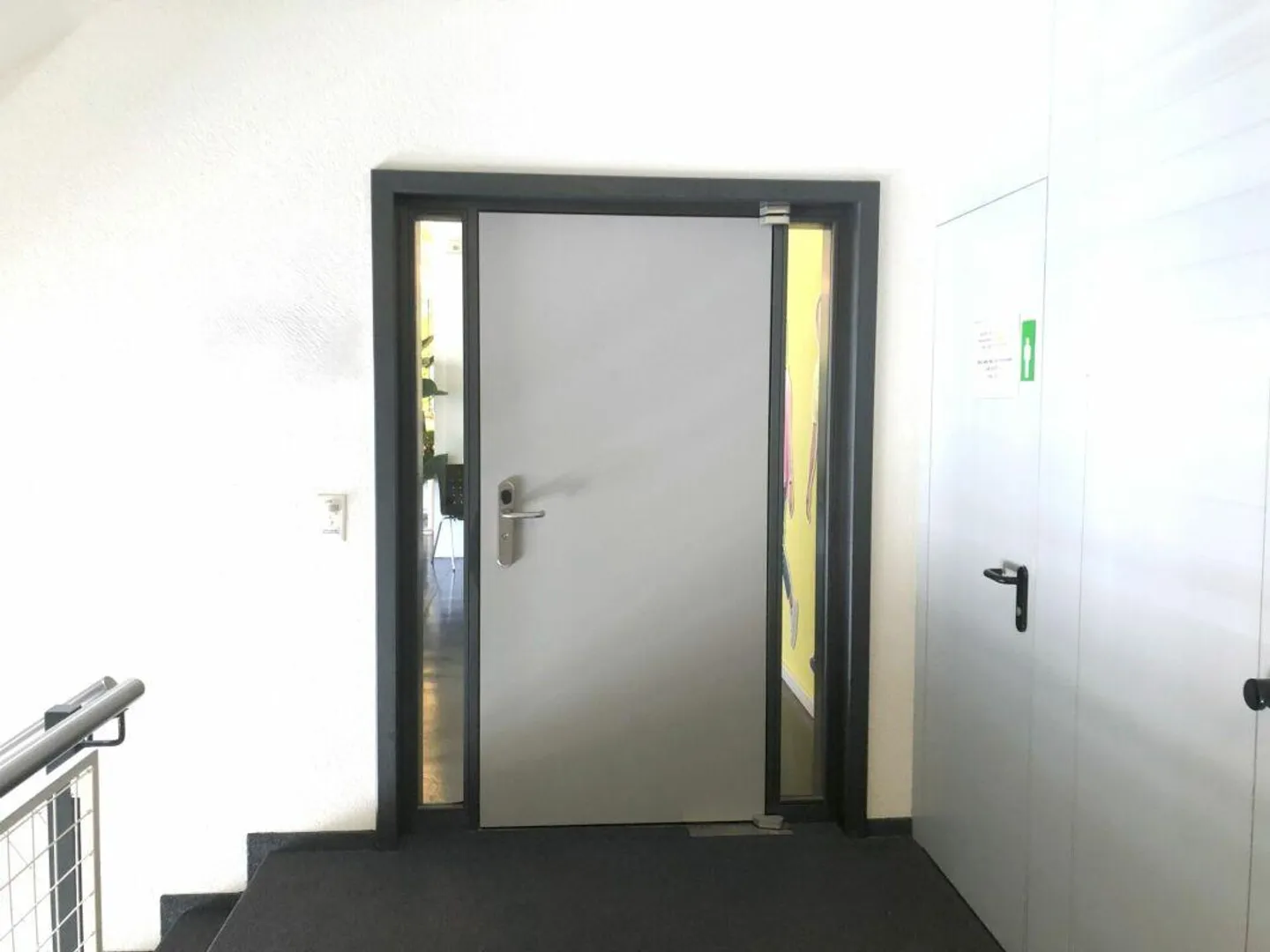 Ufficio attraente di 138 m2 in affitto a Steinhausen - Foto 2 di 11