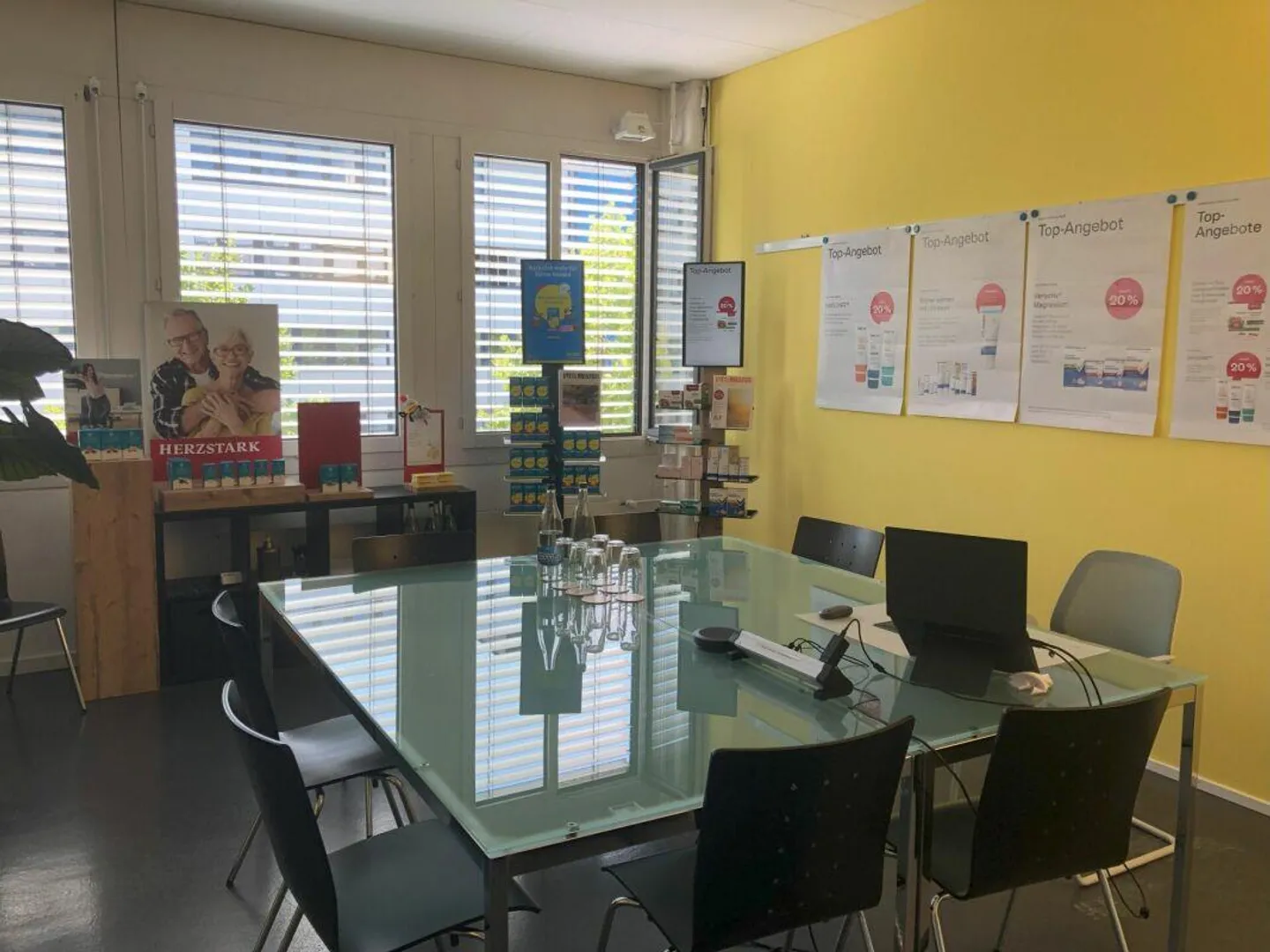 Ufficio attraente di 138 m2 in affitto a Steinhausen - Foto 8 di 11