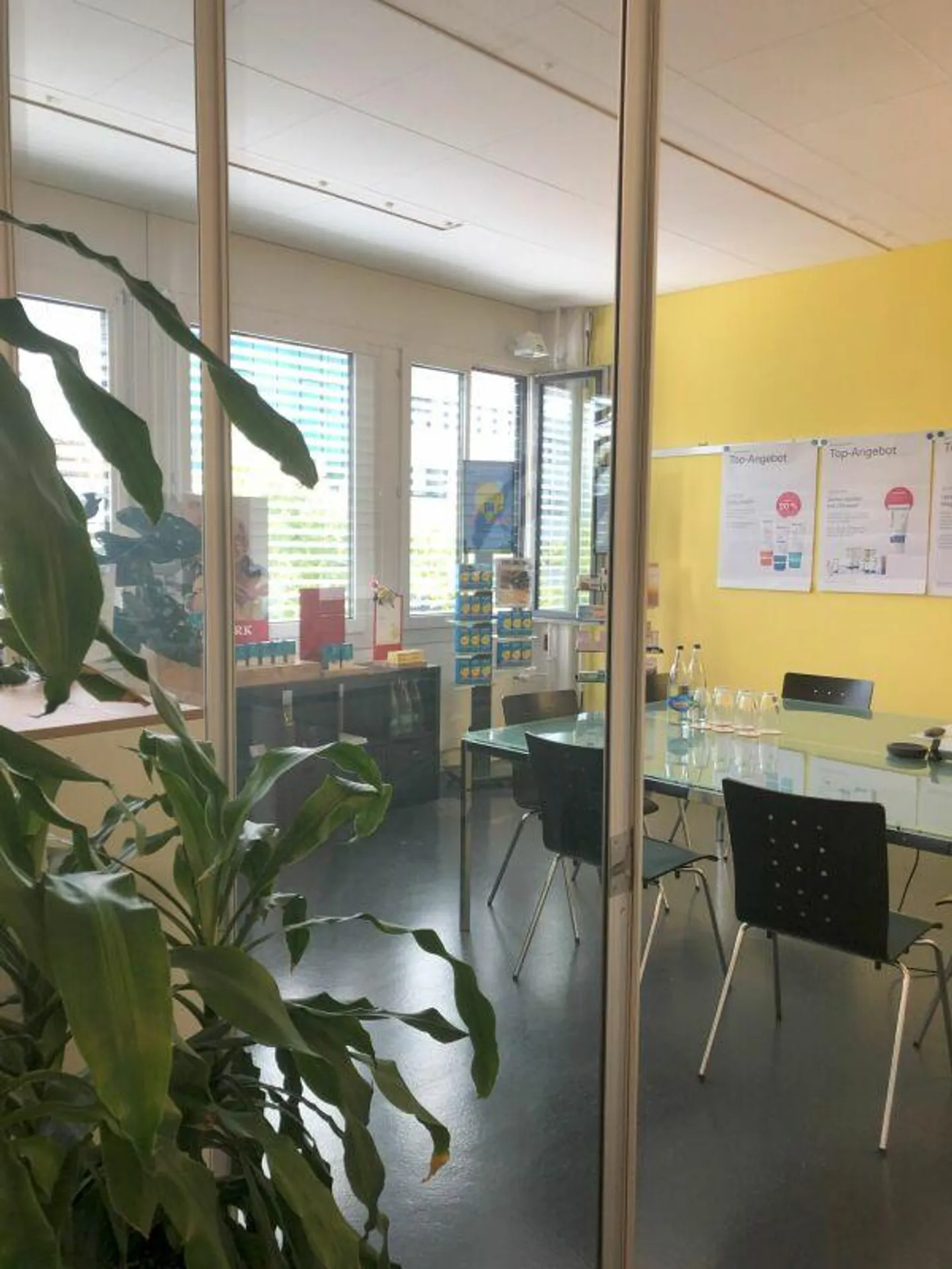 Ufficio attraente di 138 m2 in affitto a Steinhausen - Foto 9 di 11