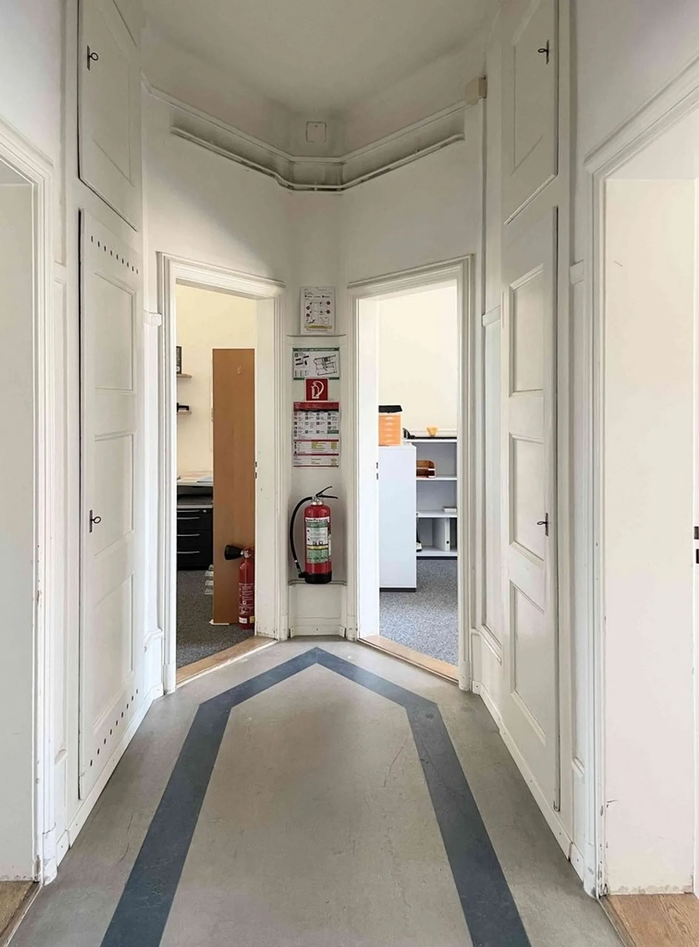 Central office space sought at the main train station in Solothurn? - Photo 3 of 7