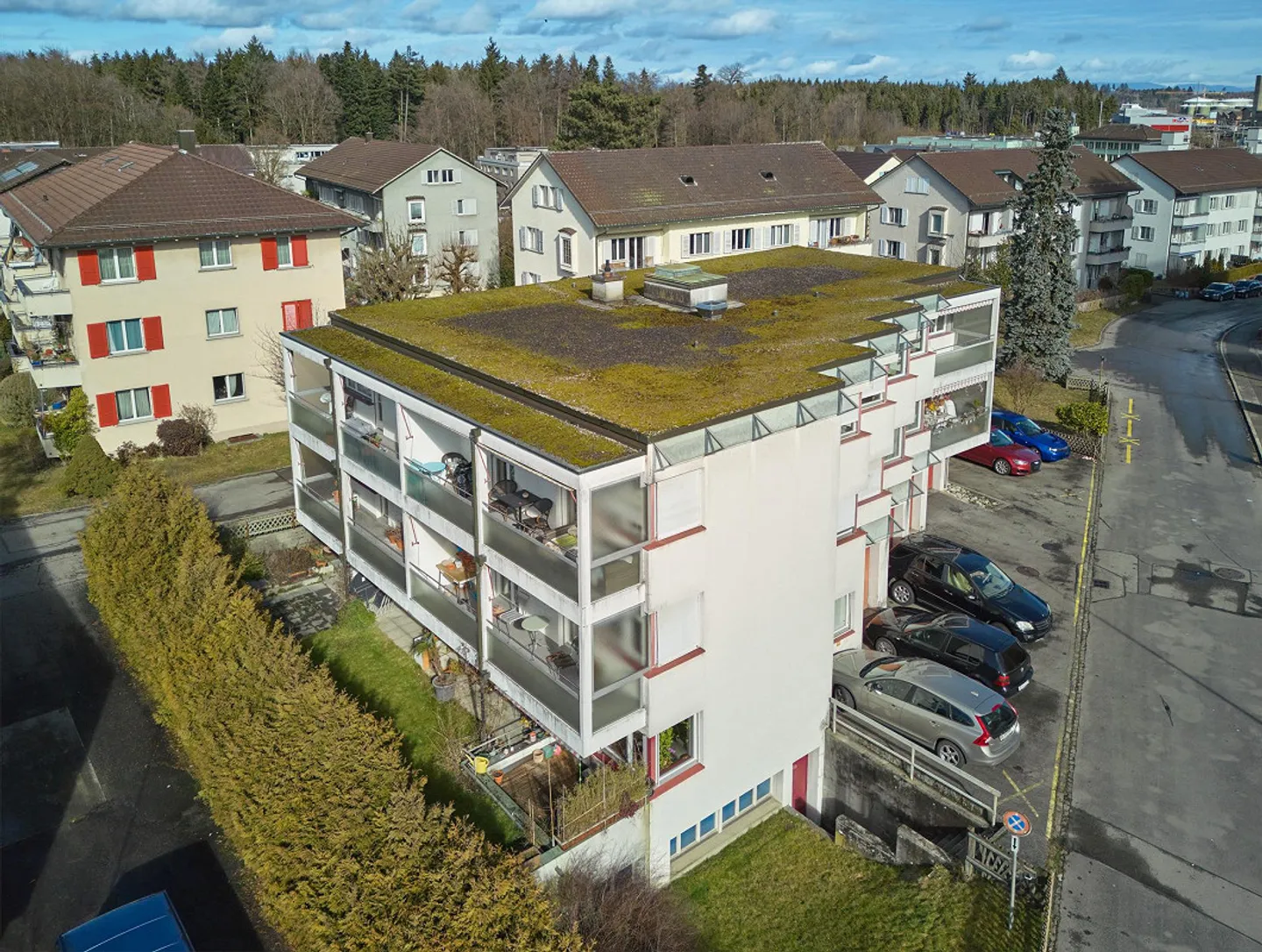 Immeuble résidentiel et commercial - Photo 2 sur 26