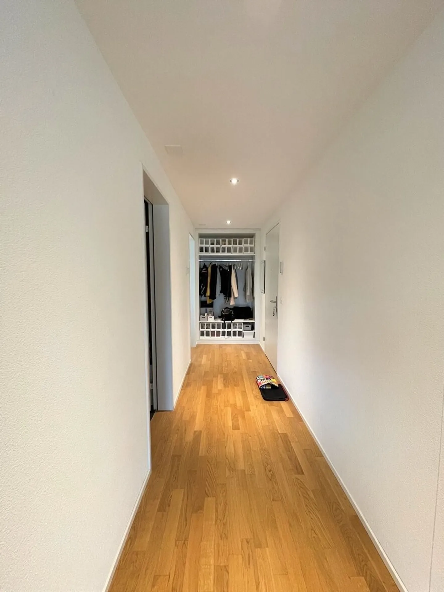 Modern 2.5-Room Apartment - Photo 7 of 13