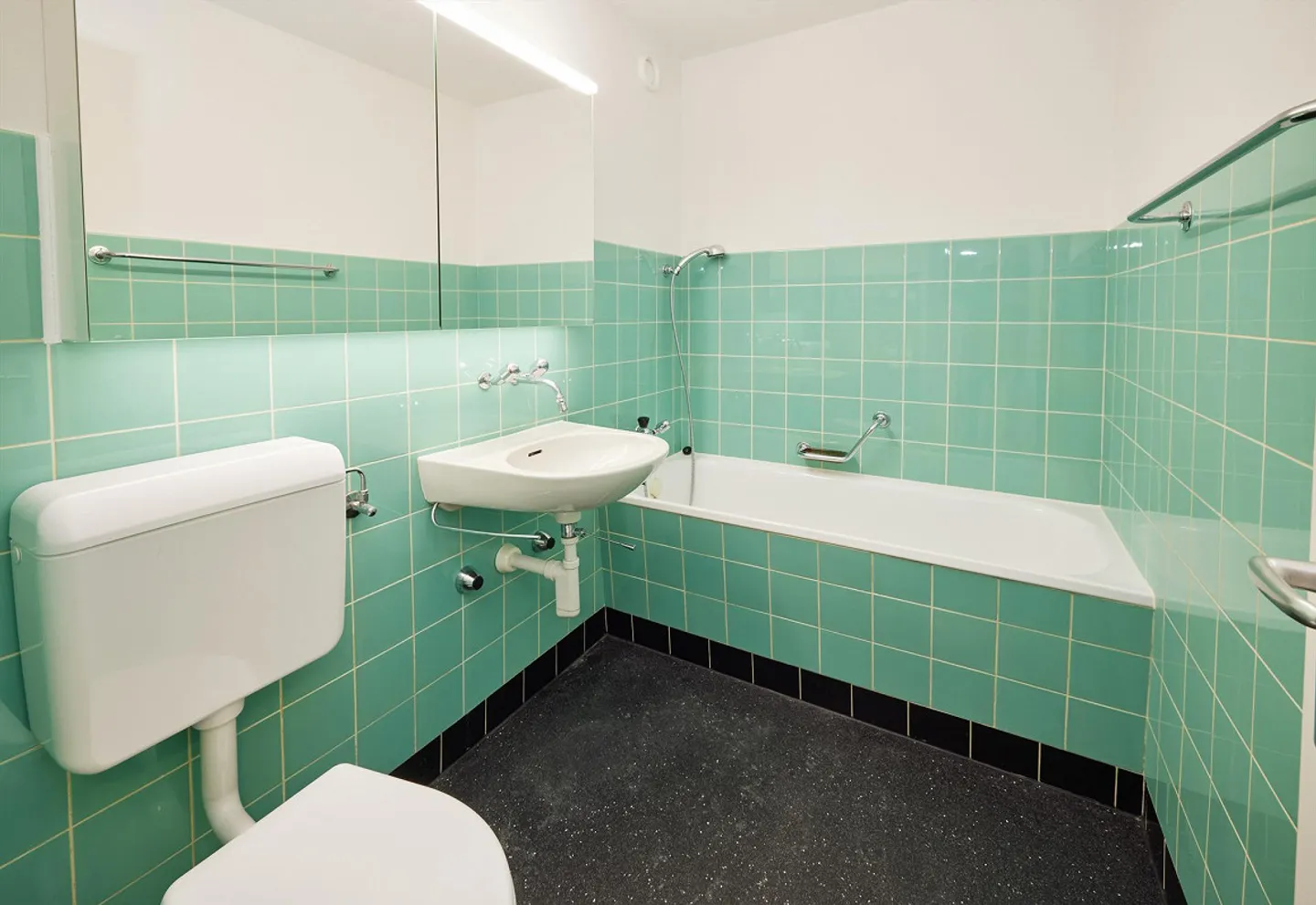 Immeuble résidentiel et commercial - Photo 22 sur 26