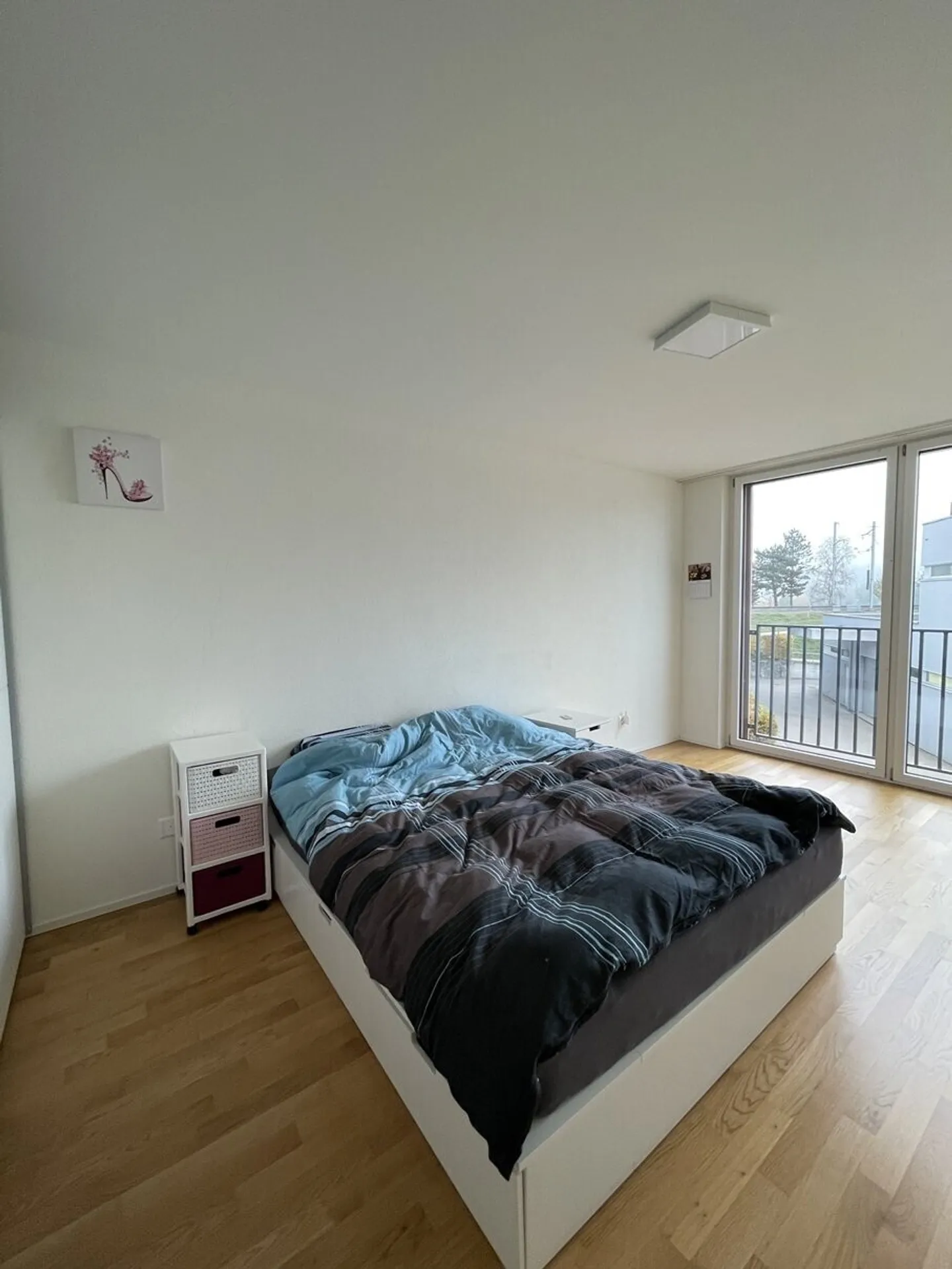 Modern 2.5-Room Apartment - Photo 10 of 13