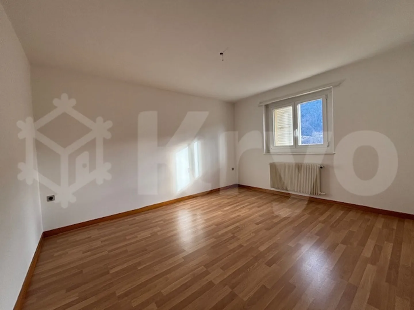 Appartamento di 4 locali in quartiere soleggiato in affitto - Foto 11 di 12