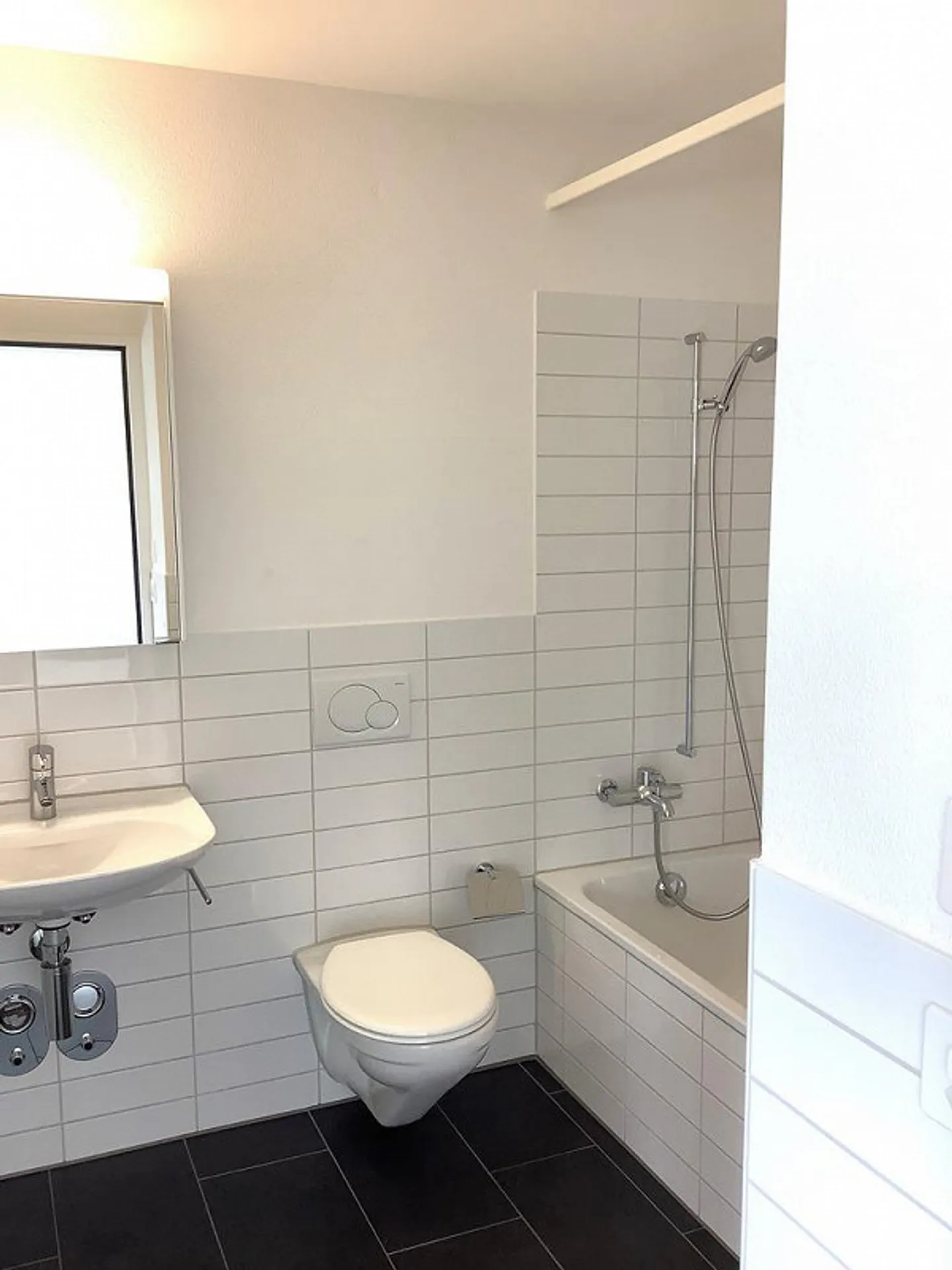 Piccolo ma bello appartamento di 2 stanze - Foto 4 di 7