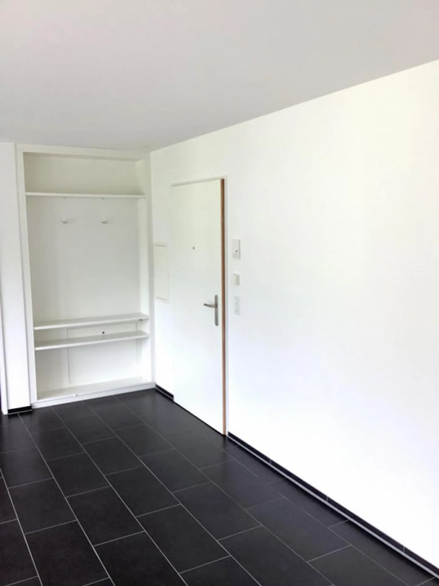 Piccolo ma bello appartamento di 2 stanze - Foto 7 di 7