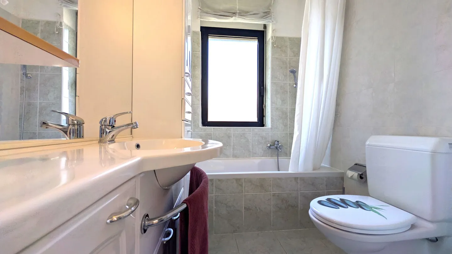 Luminosità, Comfort e Posizione Ideale! - Foto 8 di 15