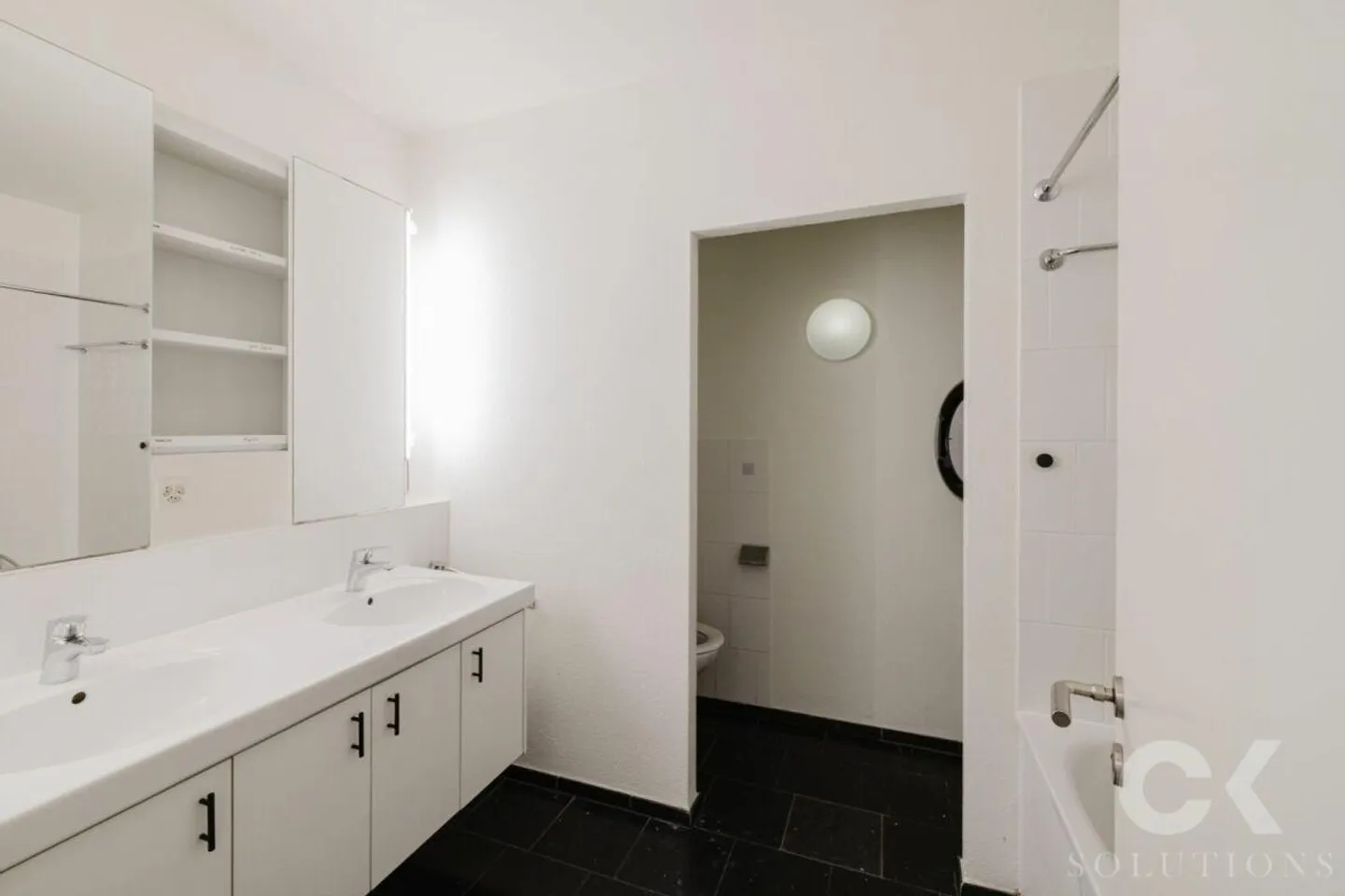 Grosszügige 5-Zimmer-Gartenwohnung in Oberwil - Wohnen mit Stil, Ra... - Foto 8 von 14