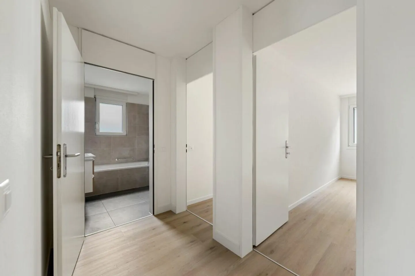 8700, Biasca, Via San Gottardo 40, apartment 4005 - Photo 6 of 11