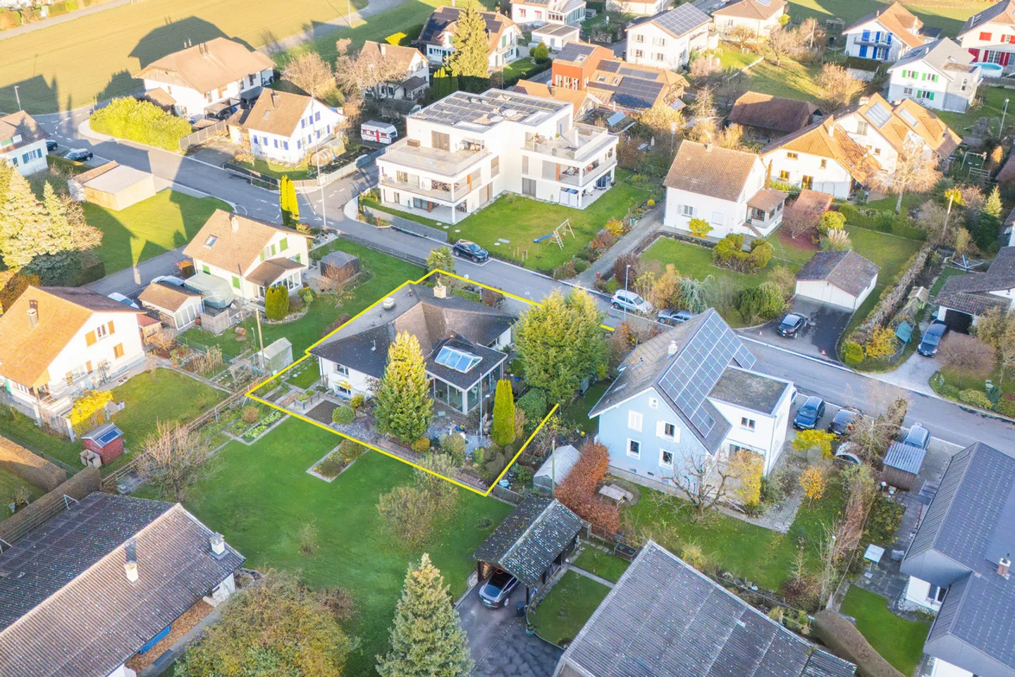 Maison individuelle avec de nombreuses possibilités - Photo 1 sur 13