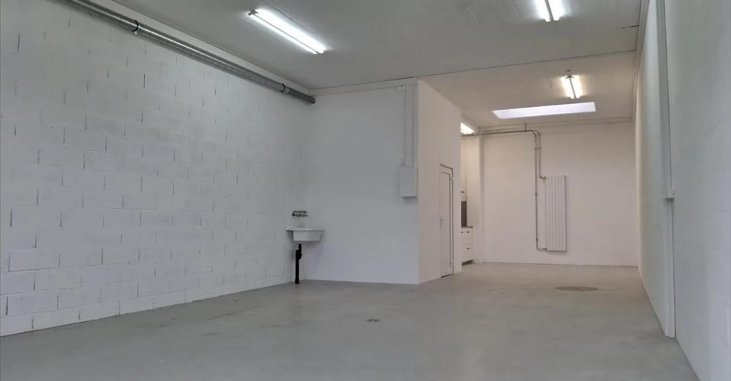 Bureau à louer - Photo 2 sur 10