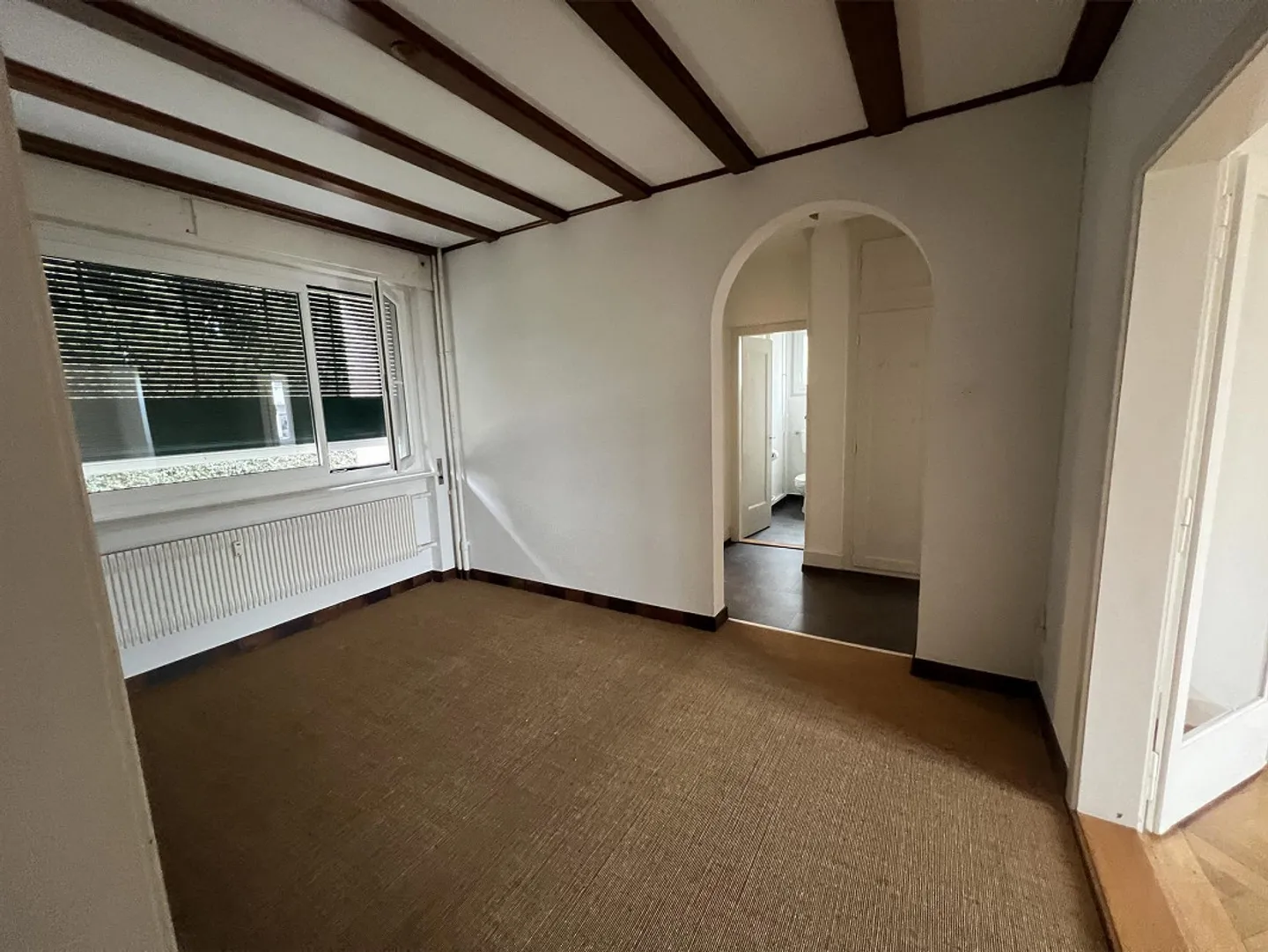 Appartamento affascinante 2.5 stanze con due balconi - Foto 5 di 11