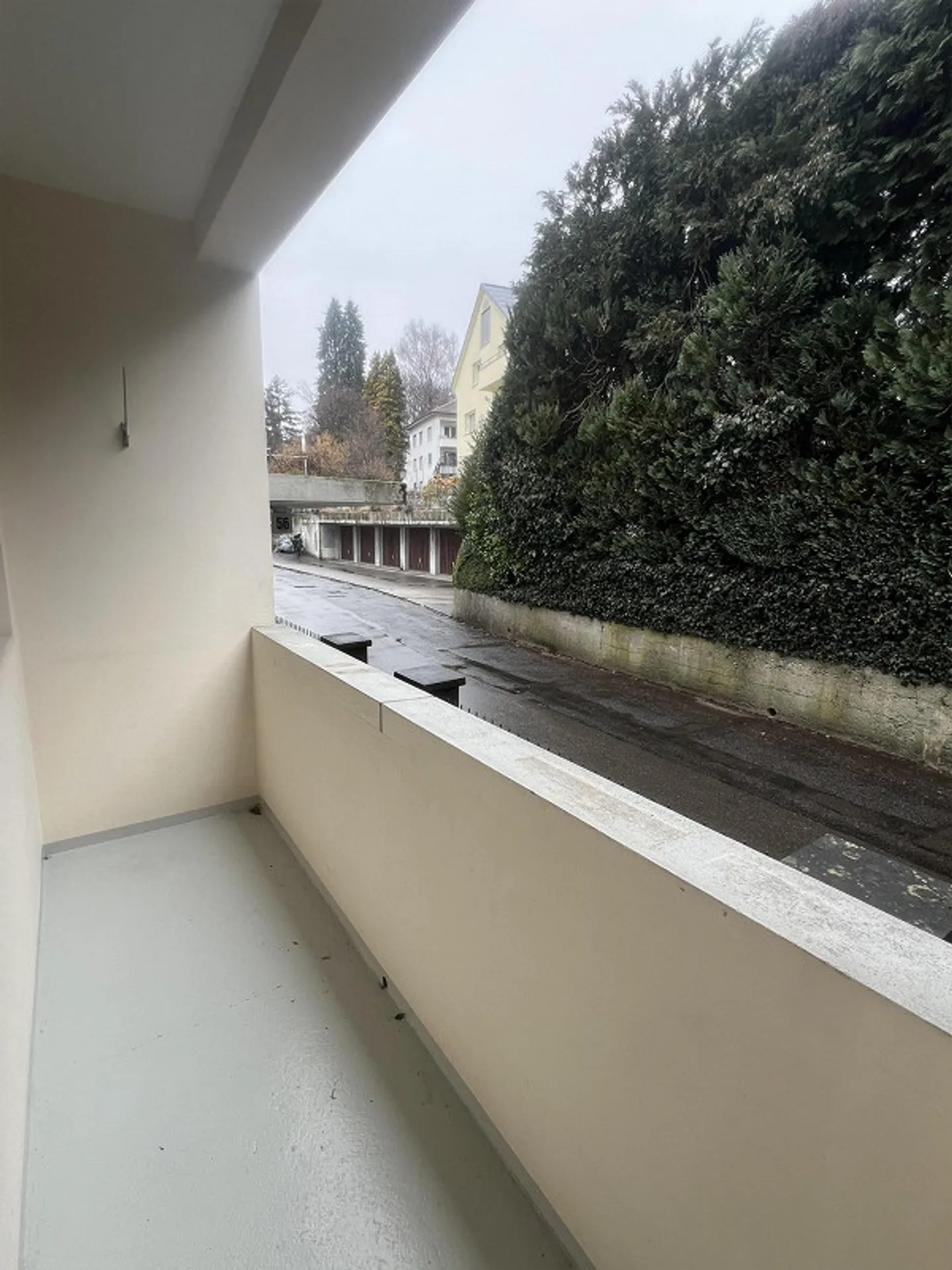 Appartamento affascinante 2.5 stanze con due balconi - Foto 10 di 11