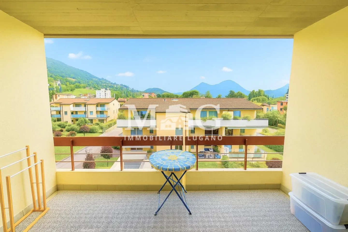 Monolocale in Verkauf in Caslano mit Balkon und Parkplatz inklusive - Foto 1 di 10