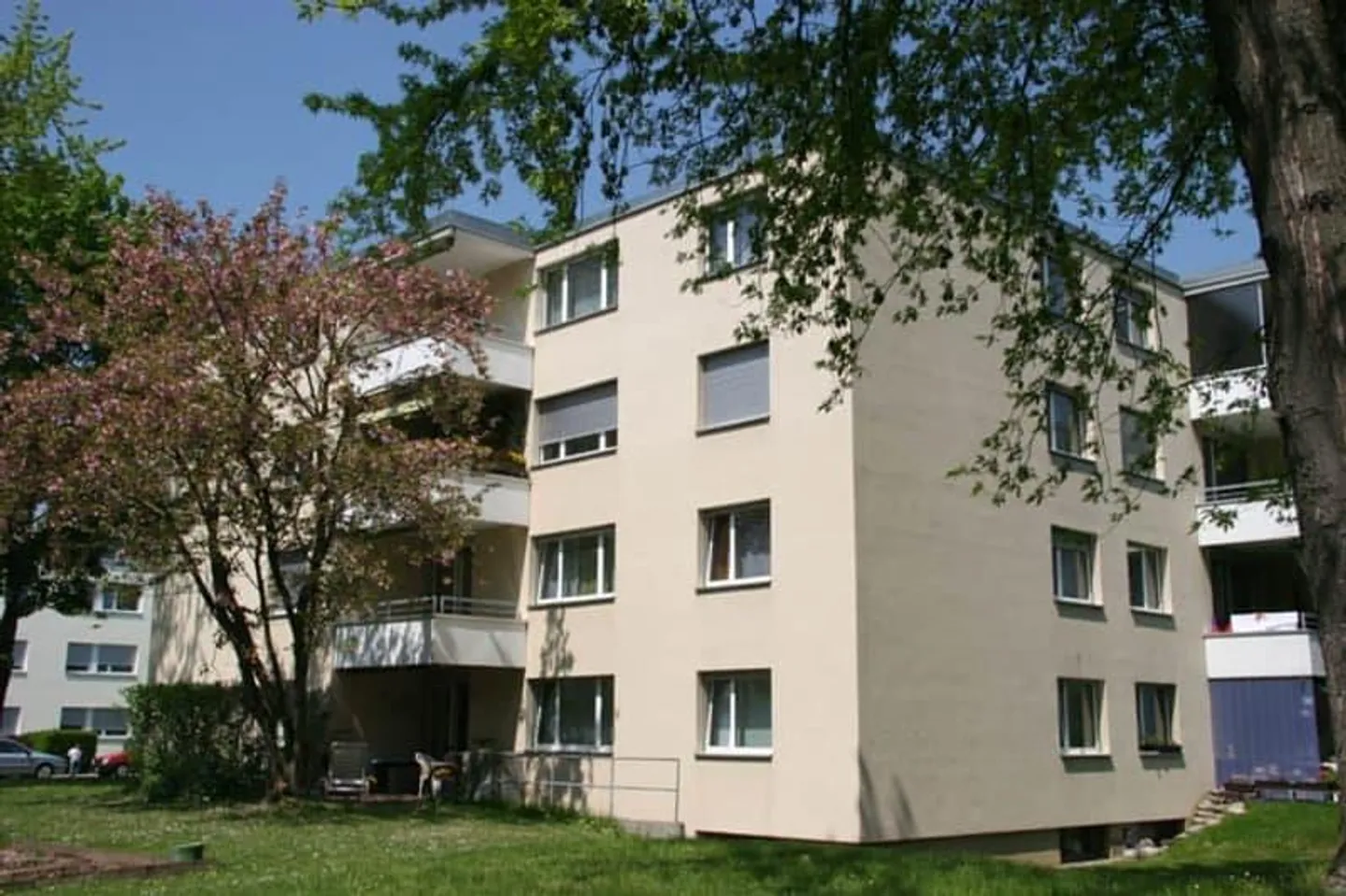 Parkplatz in Embrach - Foto 1 von 1