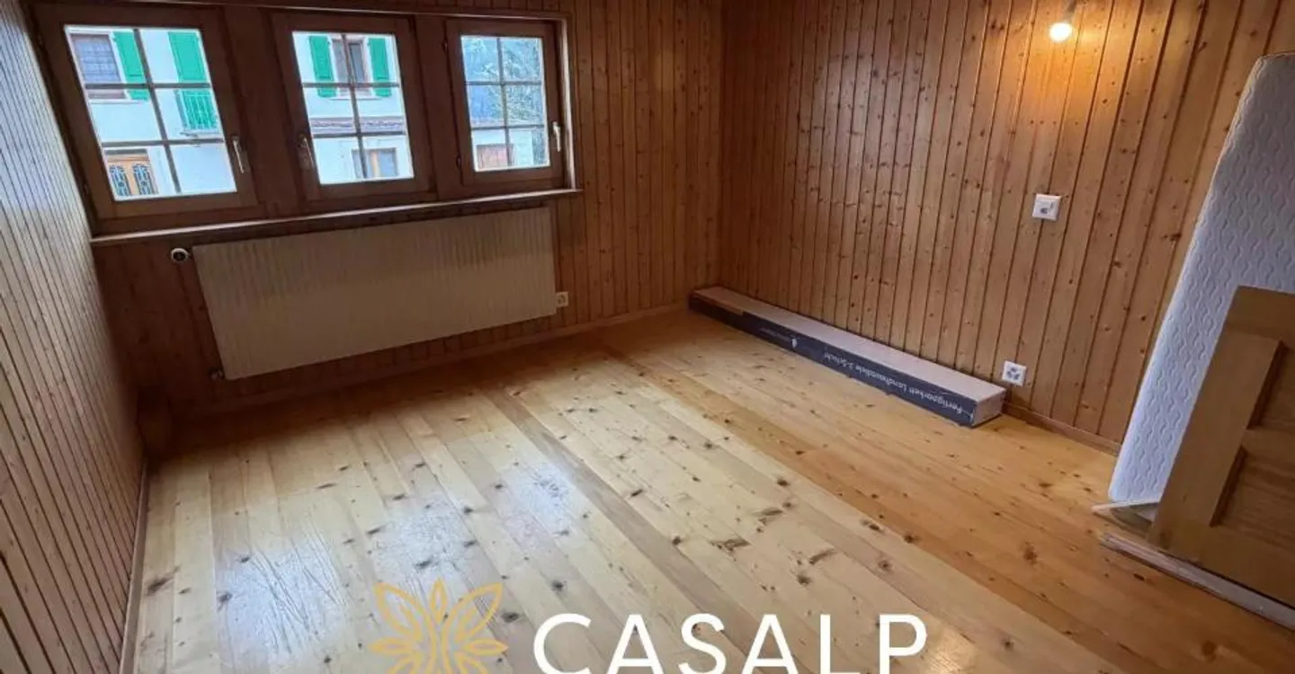 4.5 Room Apartment in Montana Village - Photo 5 of 11