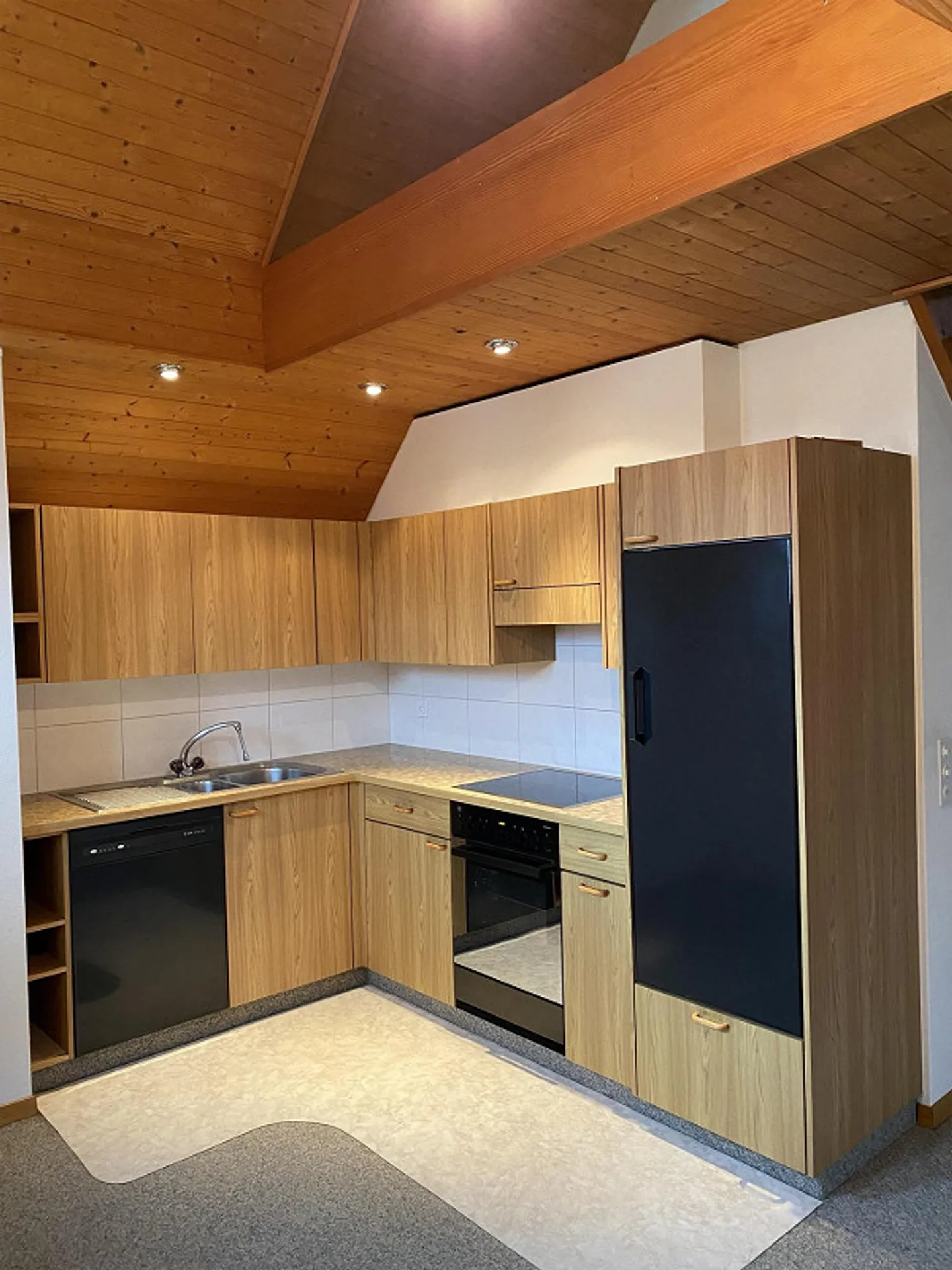 Maisonette Apartment - Photo 6 of 11
