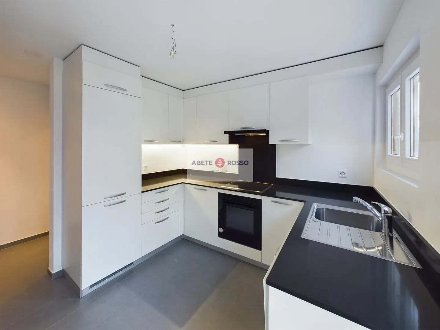 Vue sur le lac pour s'émerveiller, TERRASSE pour se détendre dans la nature (AUSSI POUR LES VACANCES). - Photo 2 sur 22