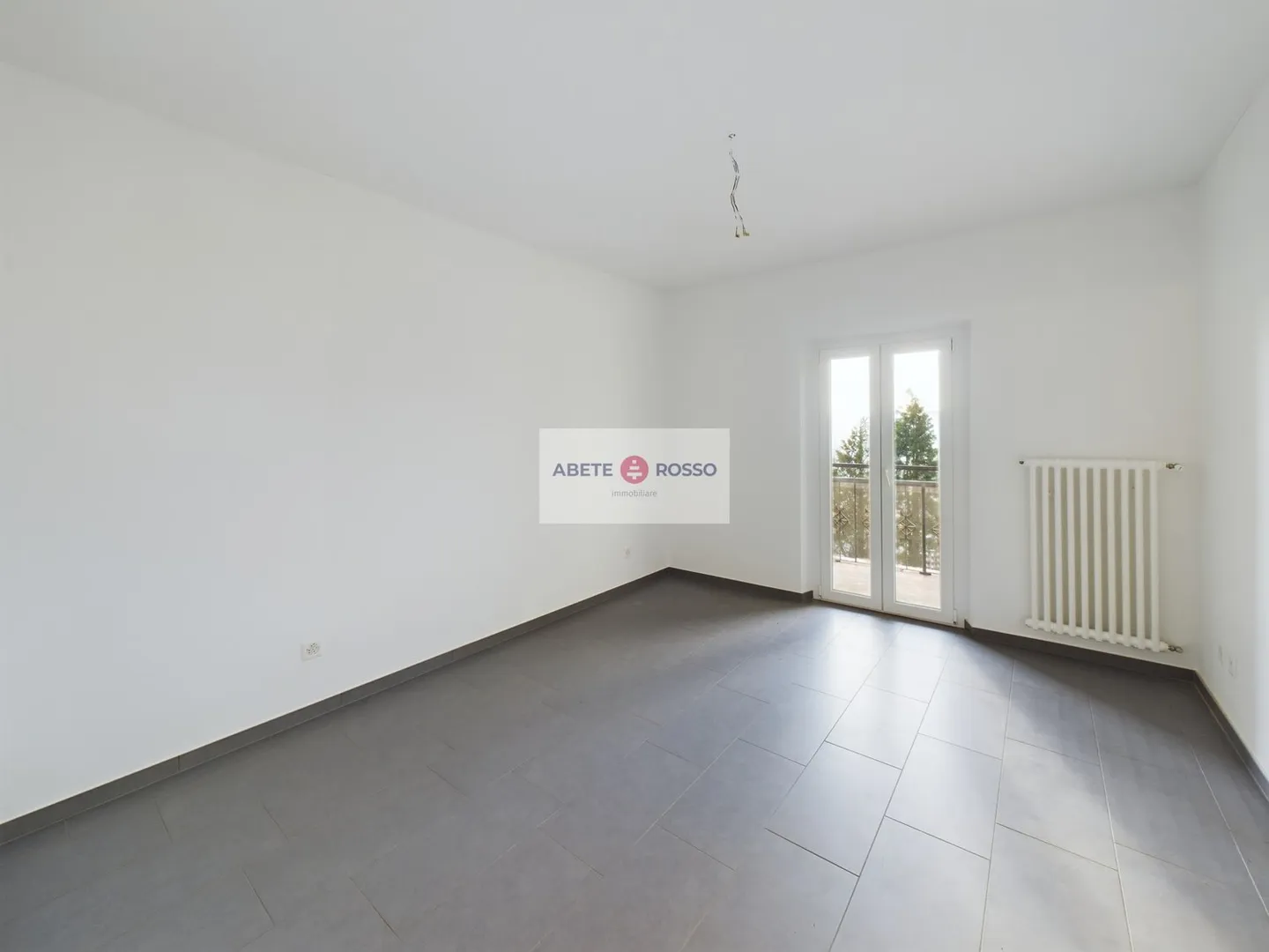 Vue sur le lac pour s'émerveiller, TERRASSE pour se détendre dans la nature (AUSSI POUR LES VACANCES). - Photo 9 sur 22