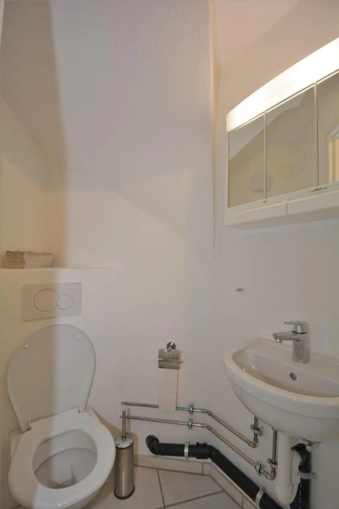 Commercial Space (40m2) | Spacious | Room for Creativity - Photo 8 of 8