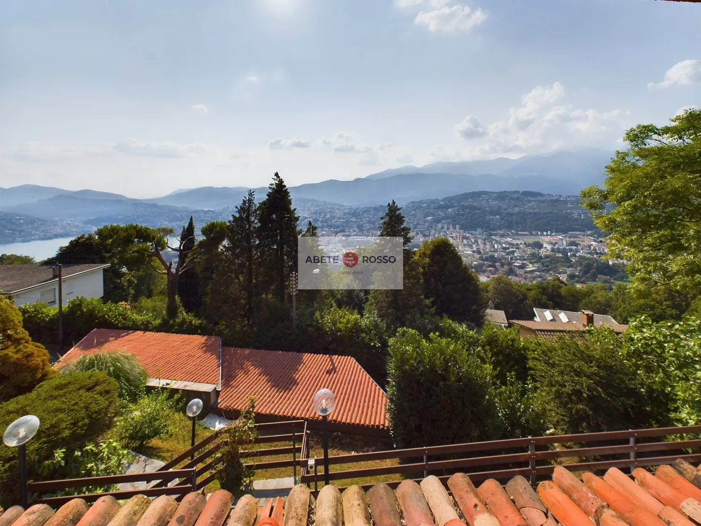 Vue sur le lac pour s'émerveiller, TERRASSE pour se détendre dans la nature (AUSSI POUR LES VACANCES). - Photo 14 sur 22