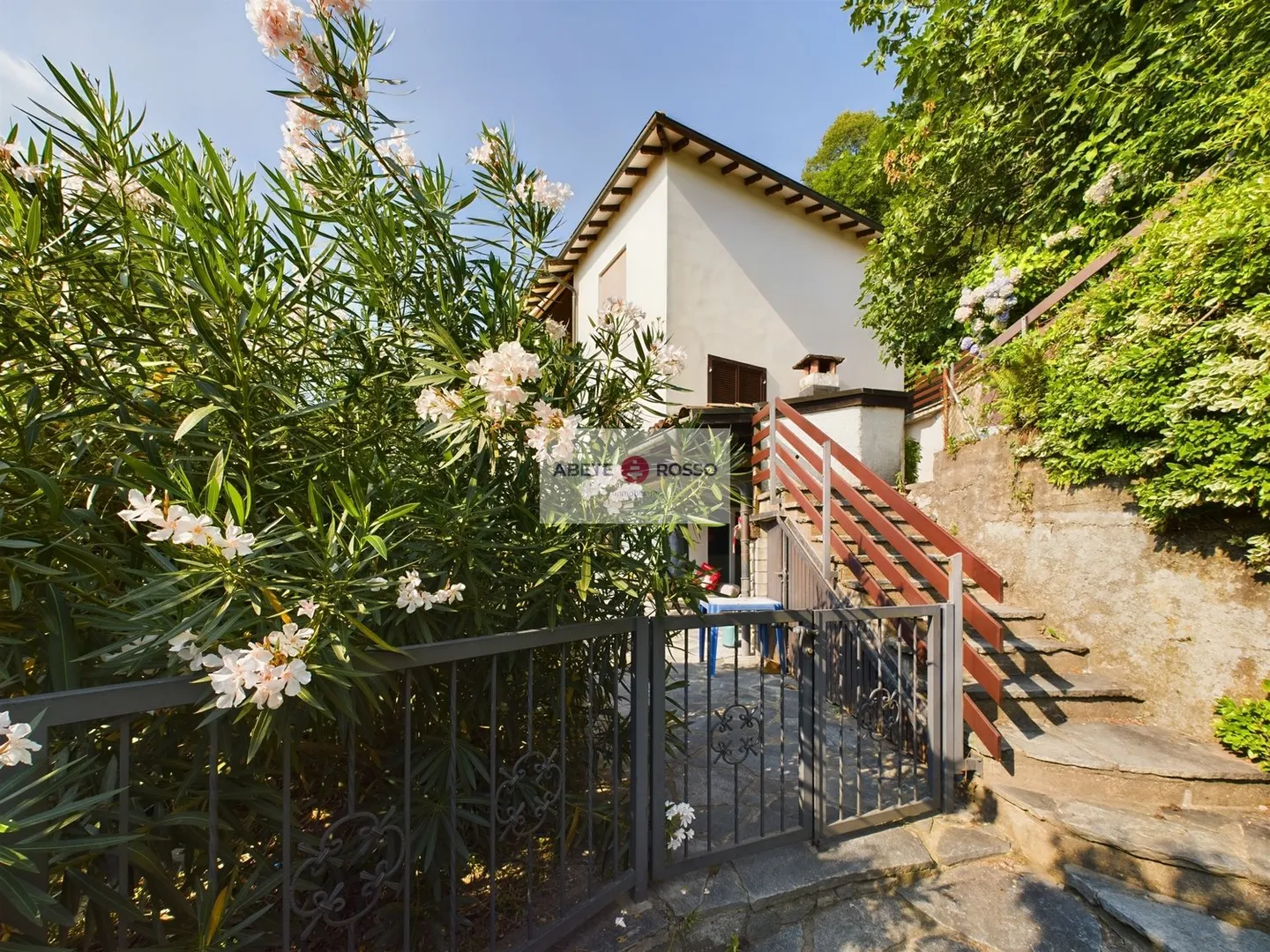 Vue sur le lac pour s'émerveiller, TERRASSE pour se détendre dans la nature (AUSSI POUR LES VACANCES). - Photo 17 sur 22